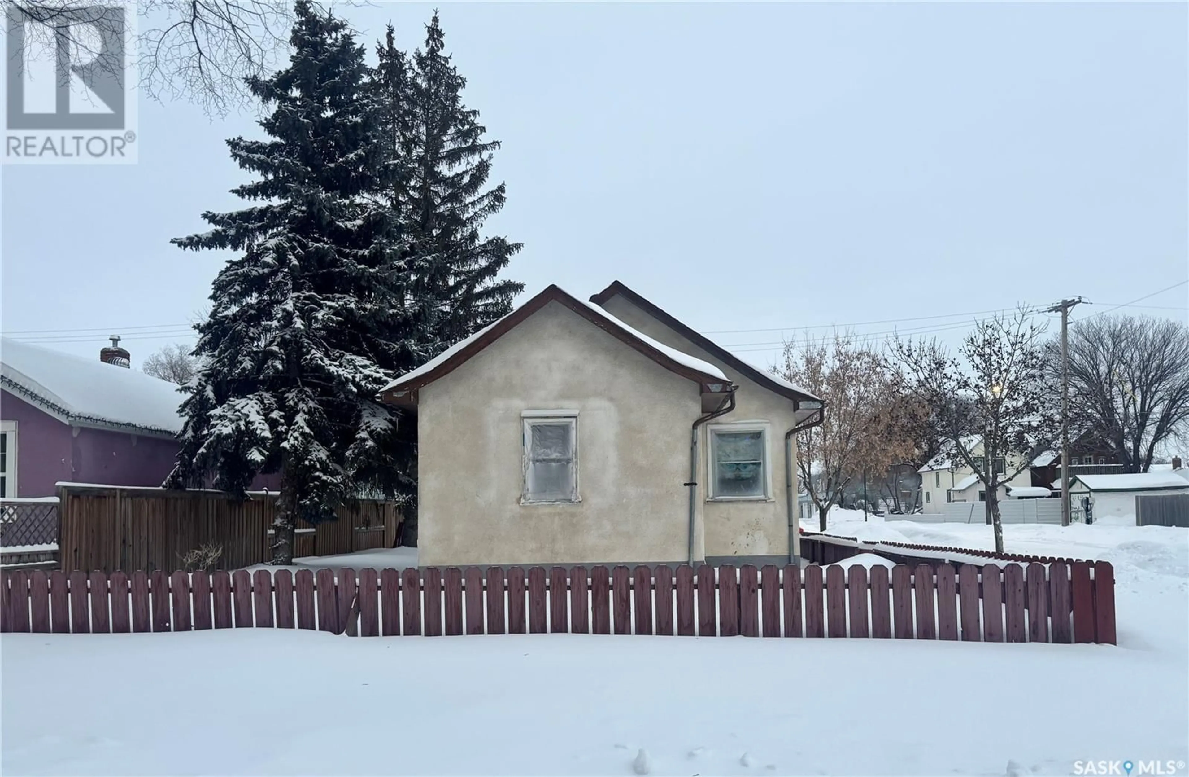 Shed for 136 K AVENUE S, Saskatoon Saskatchewan S7M2K2