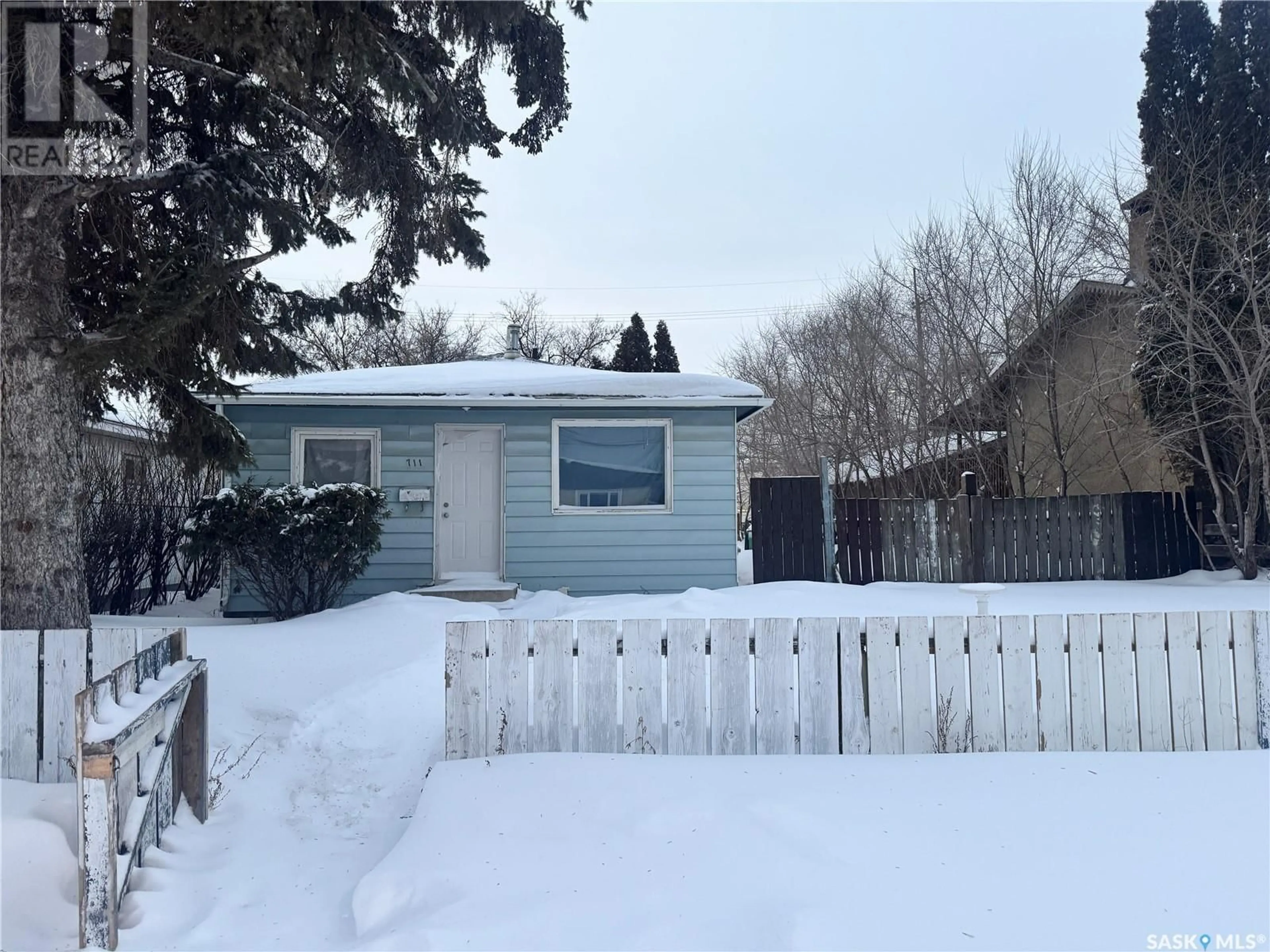 Unknown for 711 Weldon AVENUE, Saskatoon Saskatchewan S7M2V1