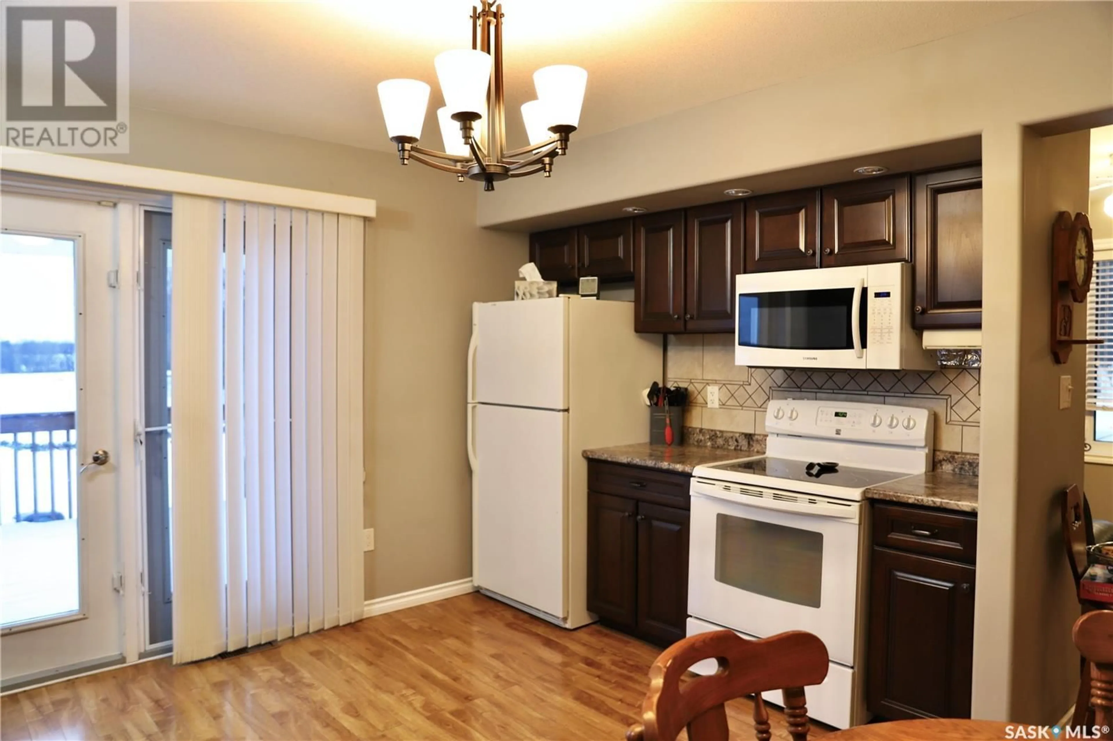 Standard kitchen, wood/laminate floor for 222 Sanjun DRIVE, Shellbrook Saskatchewan S0J2E0