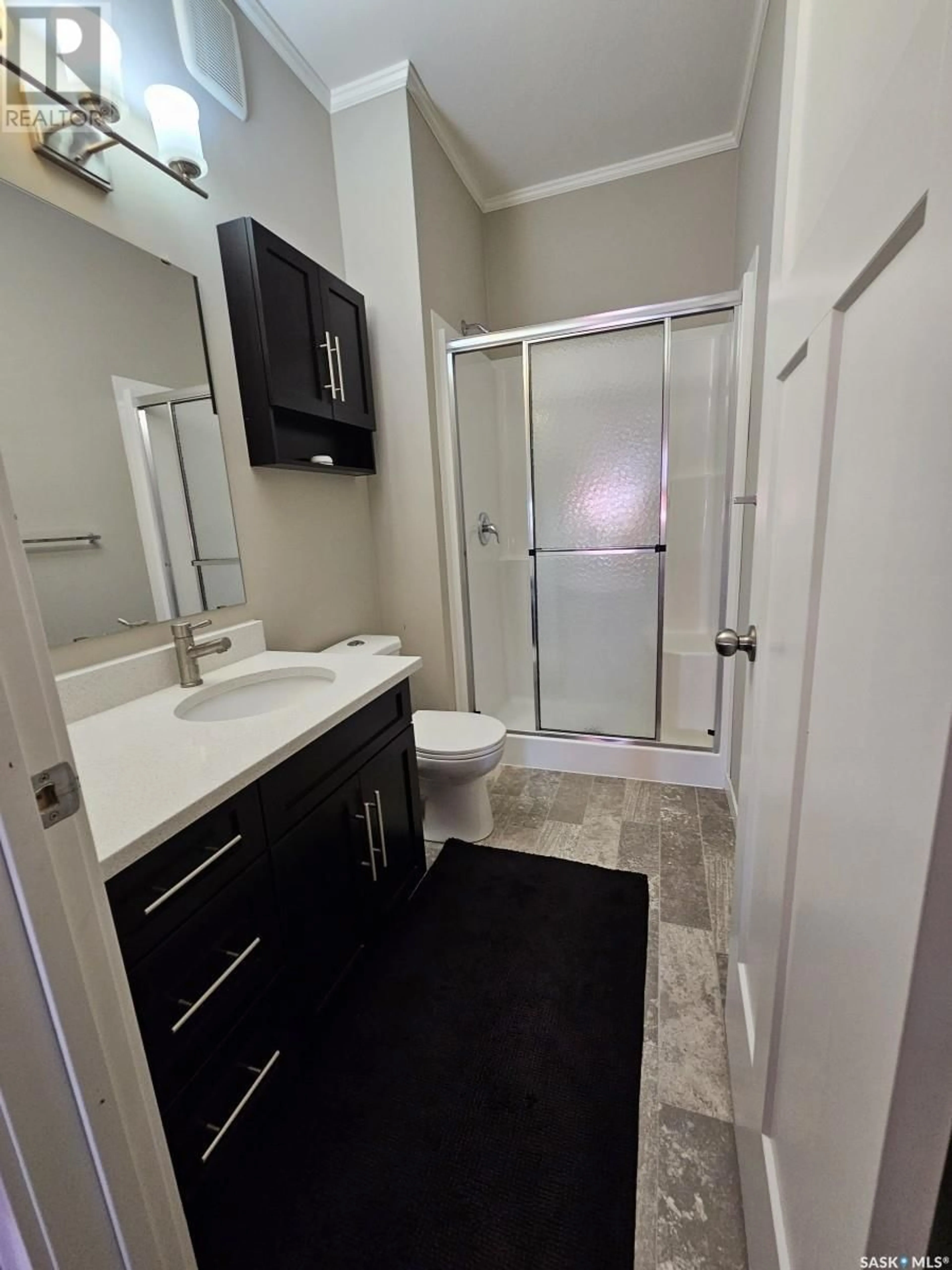 Standard bathroom, ceramic/tile floor for 302 720 Baltzan BOULEVARD, Saskatoon Saskatchewan S7W0W6