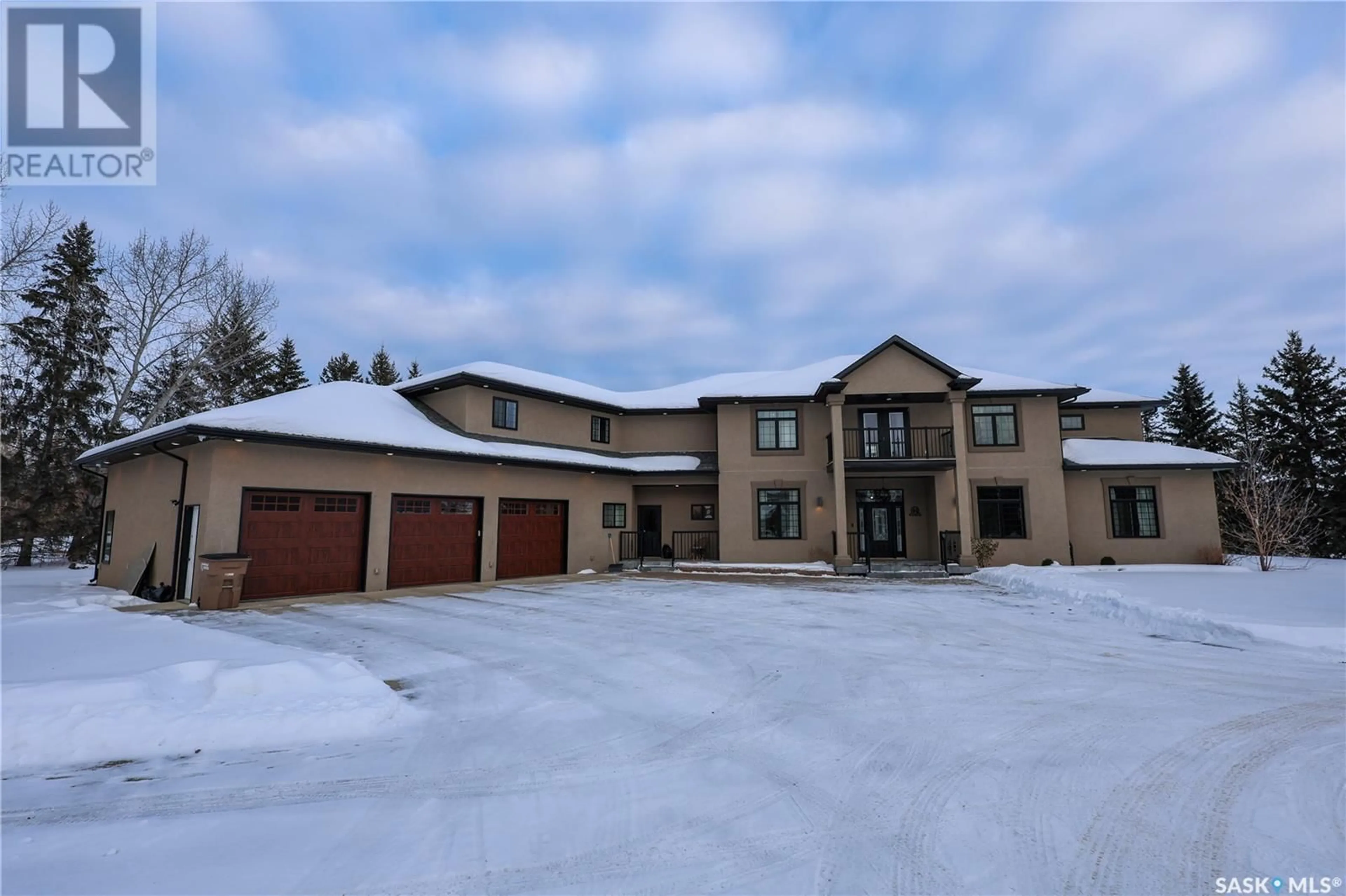 A pic from outside/outdoor area/front of a property/back of a property/a pic from drone, building for 374 Cedar AVENUE, Buckland Rm No. 491 Saskatchewan S6V5R3