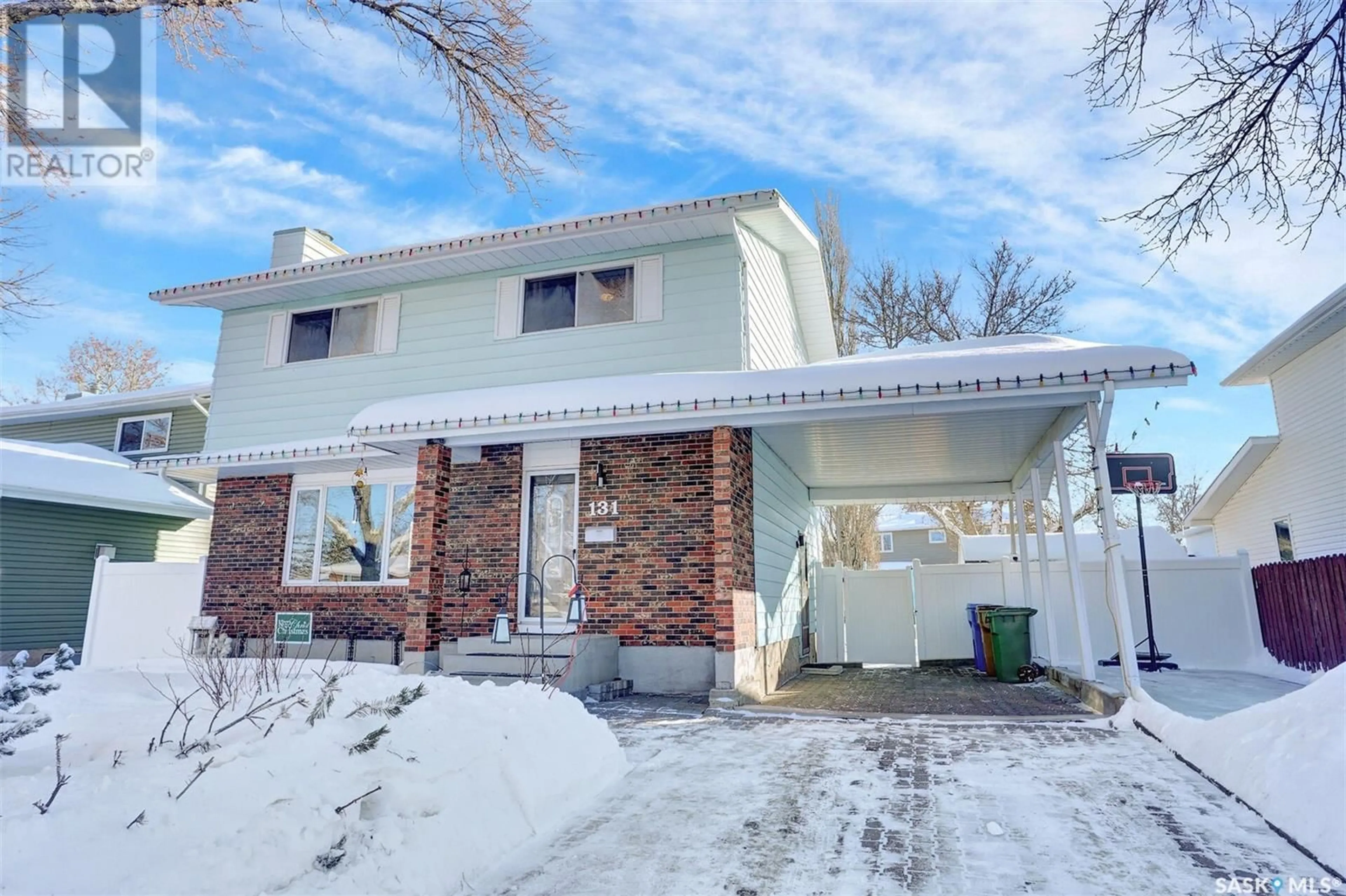 Home with vinyl exterior material, street for 131 Nollet AVENUE, Regina Saskatchewan S4T7P2