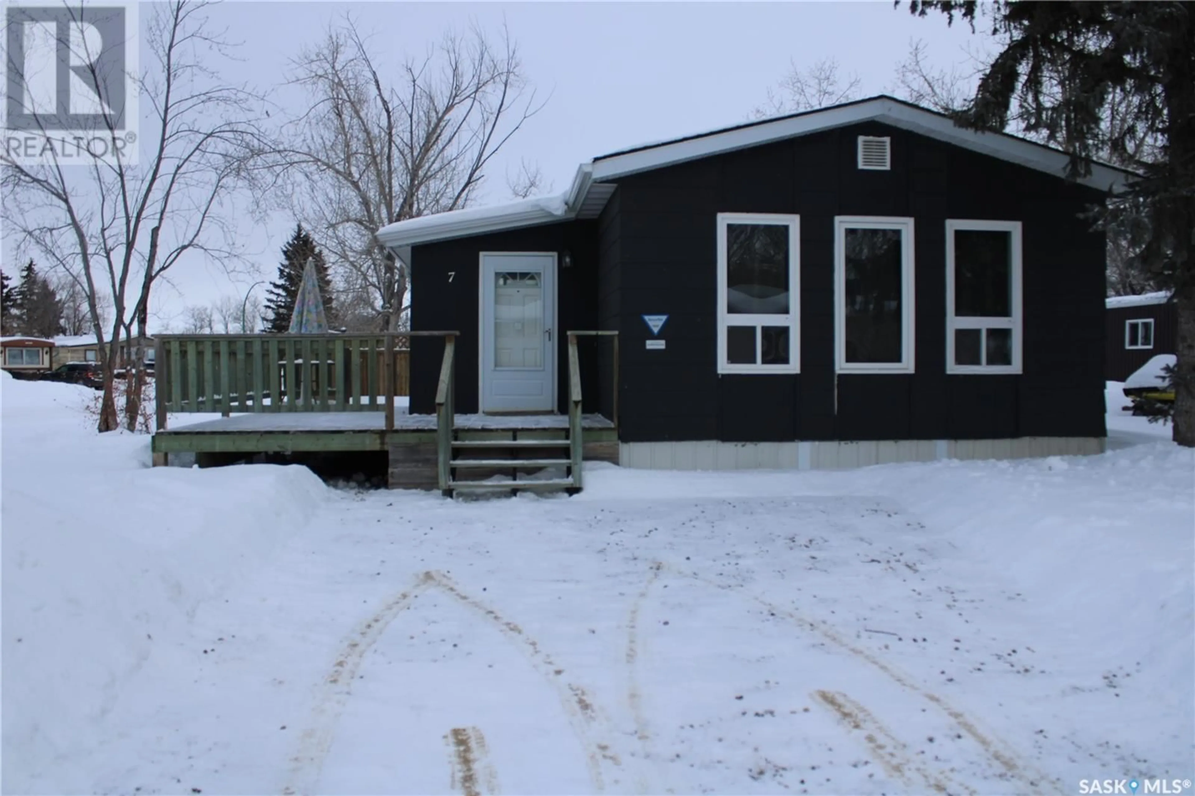 Shed for 7 Appleton DRIVE, Yorkton Saskatchewan S3N2E1