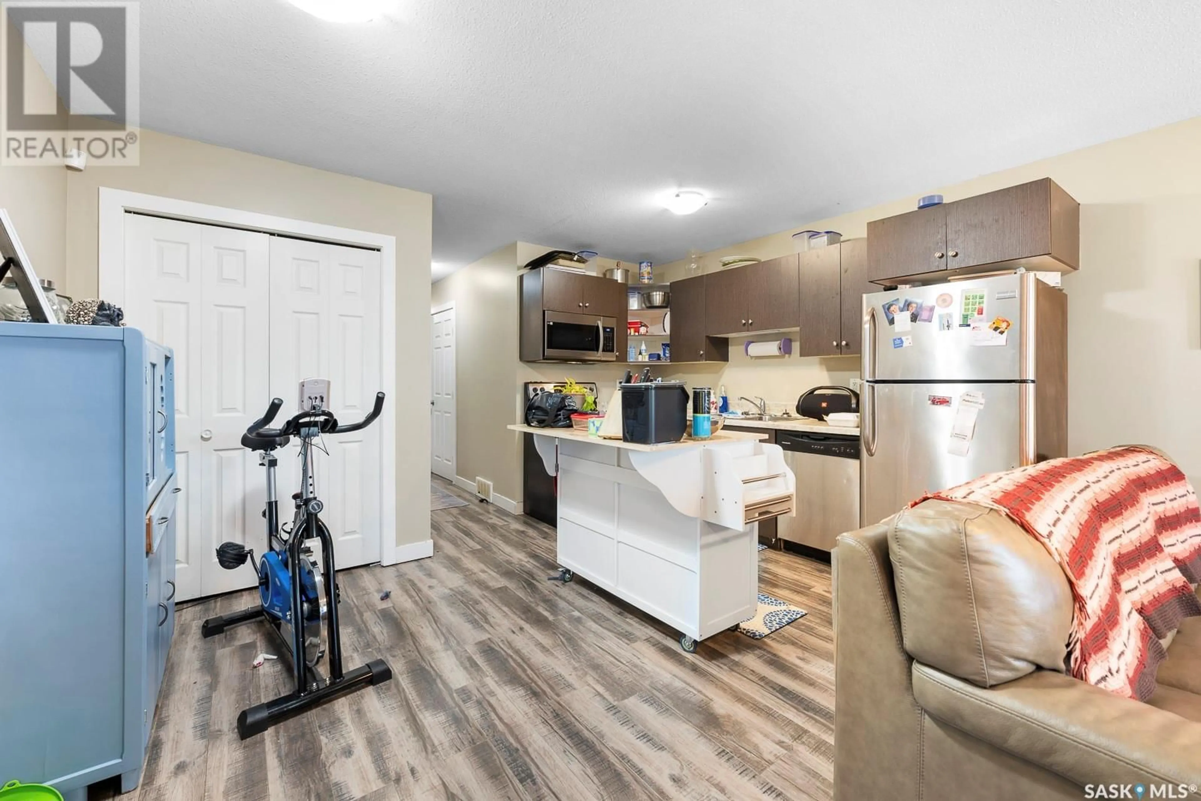 Unknown for 1236 RAE STREET, Regina Saskatchewan S4T2C1