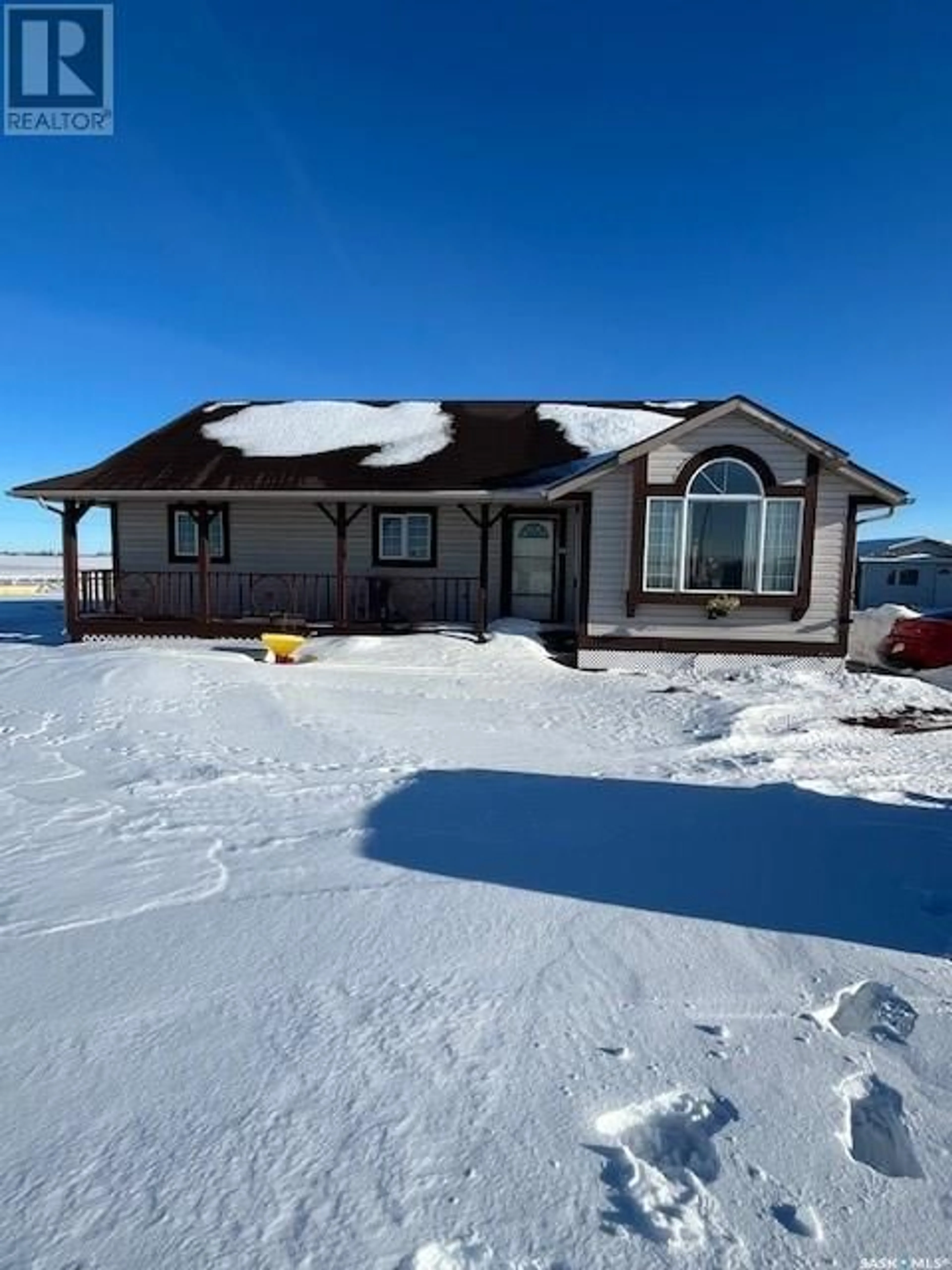 A pic from outside/outdoor area/front of a property/back of a property/a pic from drone, water/lake/river/ocean view for Lazy T Stables, Grandora Saskatchewan S0K1V0