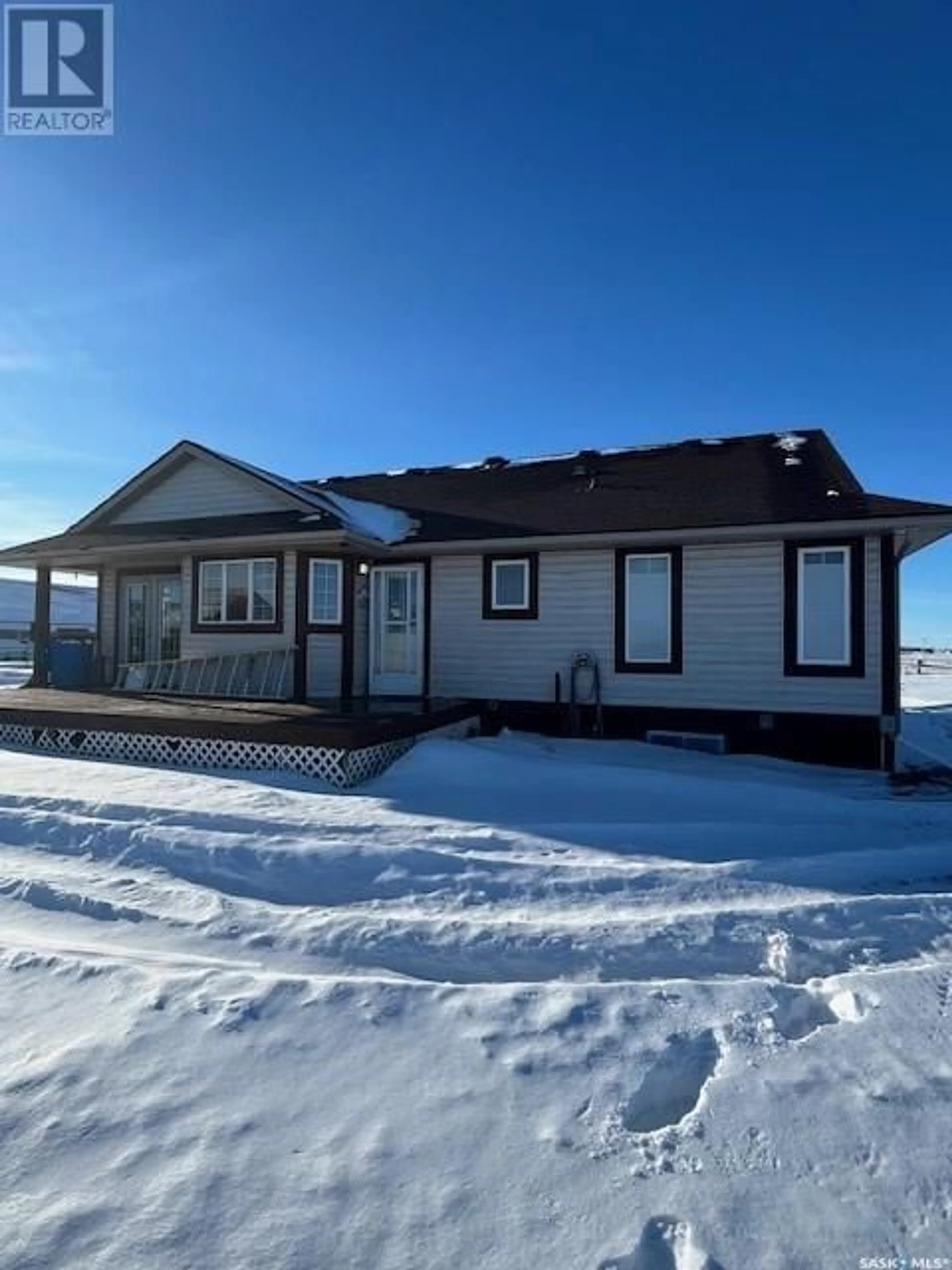 A pic from outside/outdoor area/front of a property/back of a property/a pic from drone, unknown for Lazy T Stables, Grandora Saskatchewan S0K1V0