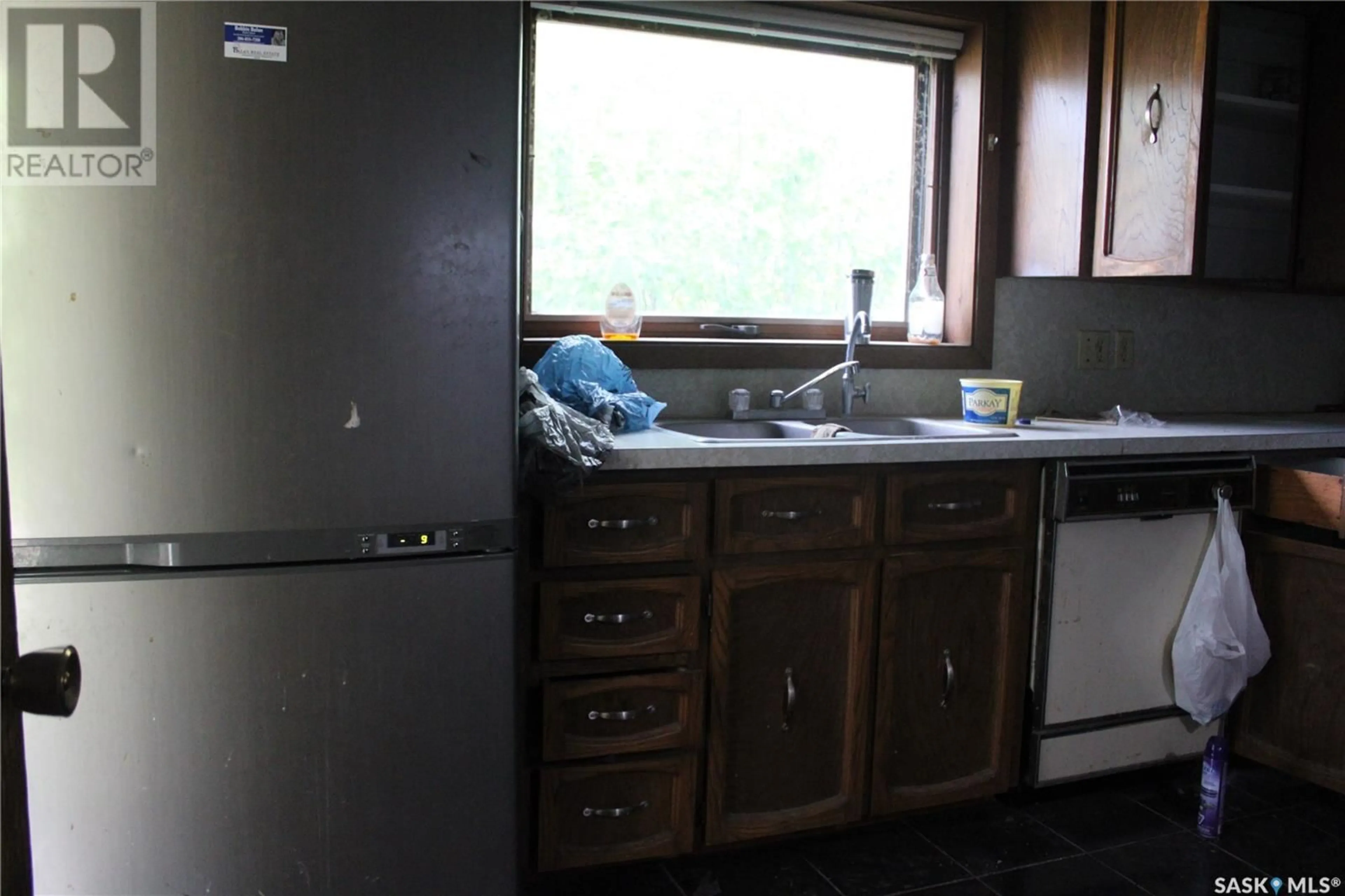 Standard kitchen, unknown for 1002 Main Street, Broadview Saskatchewan S0G0K0