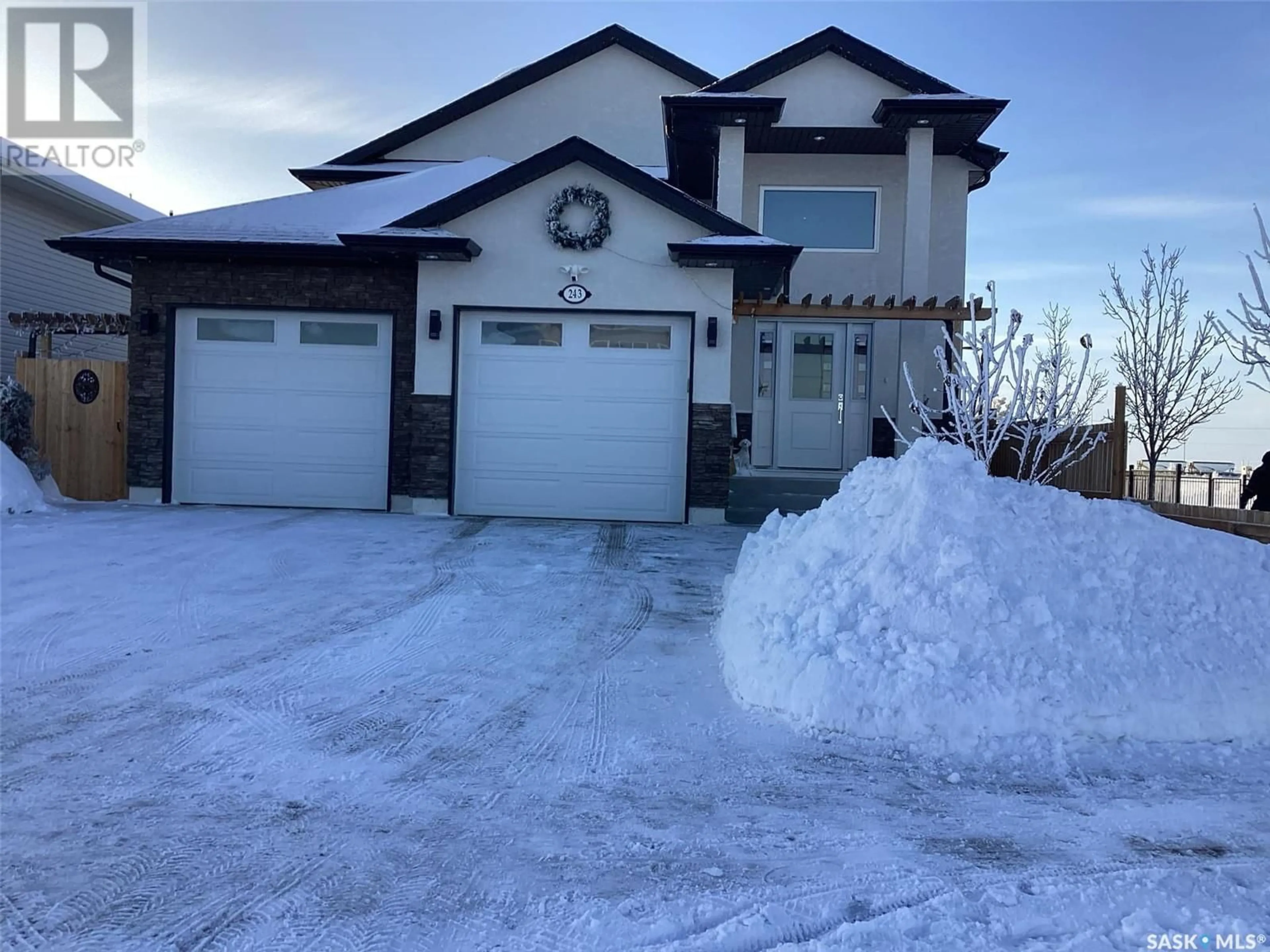 Unknown for 243 Fortosky CRESCENT, Saskatoon Saskatchewan S7M5X5