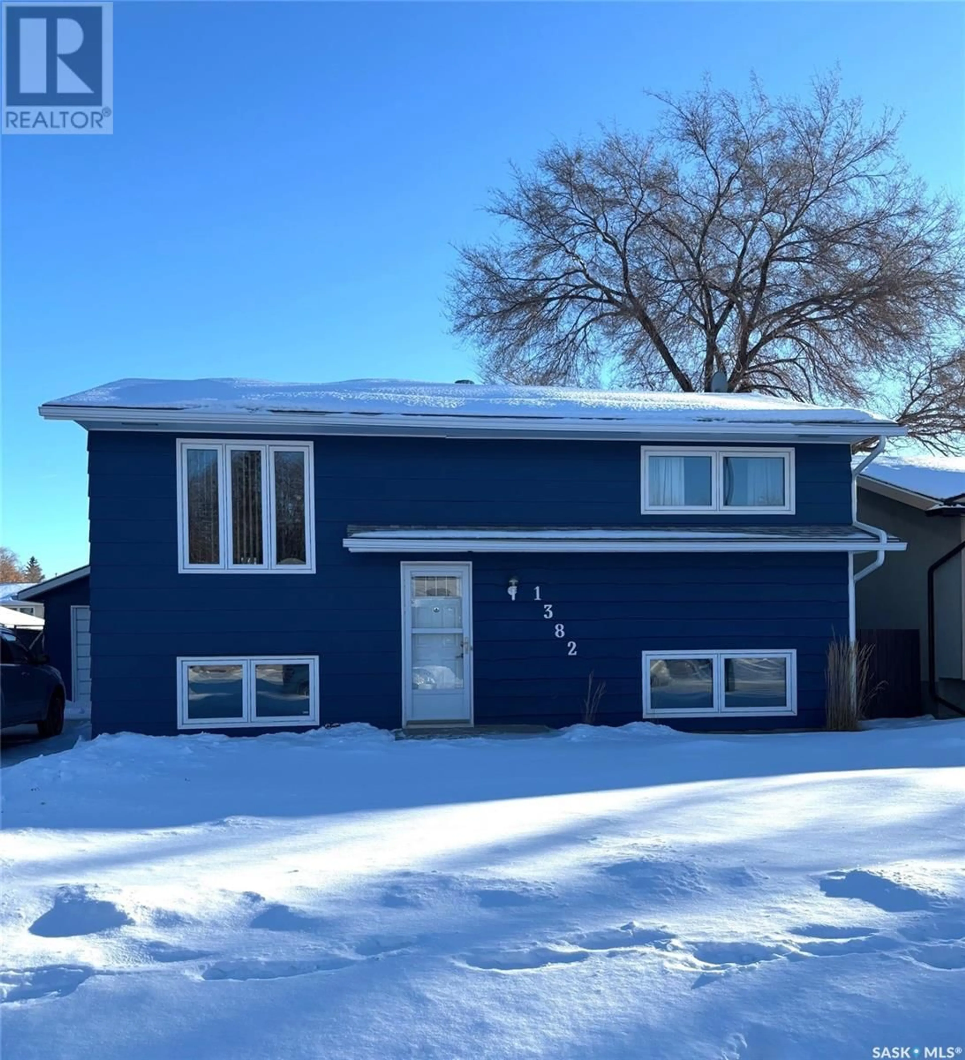 Unknown for 1382 Manitou CRESCENT, Moose Jaw Saskatchewan S6H7C5