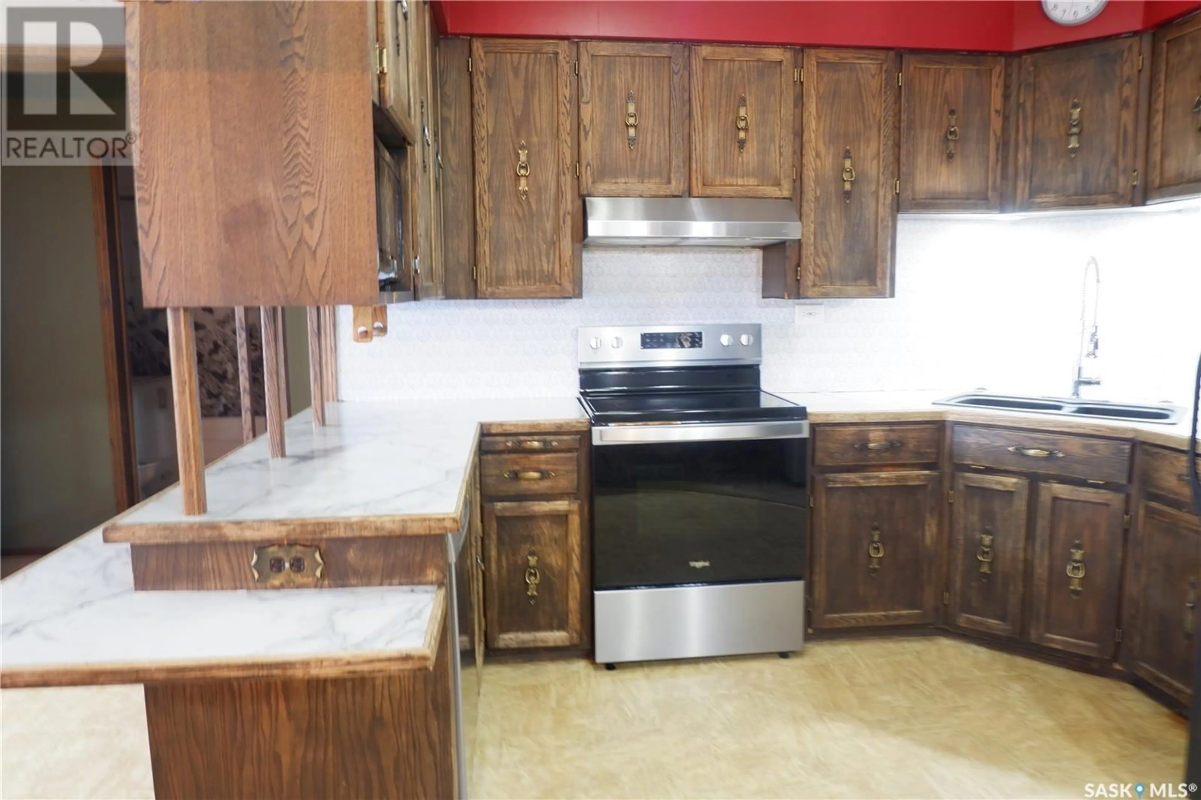 Standard kitchen, unknown for 29 B AVENUE, Willow Bunch Saskatchewan S0H4K0