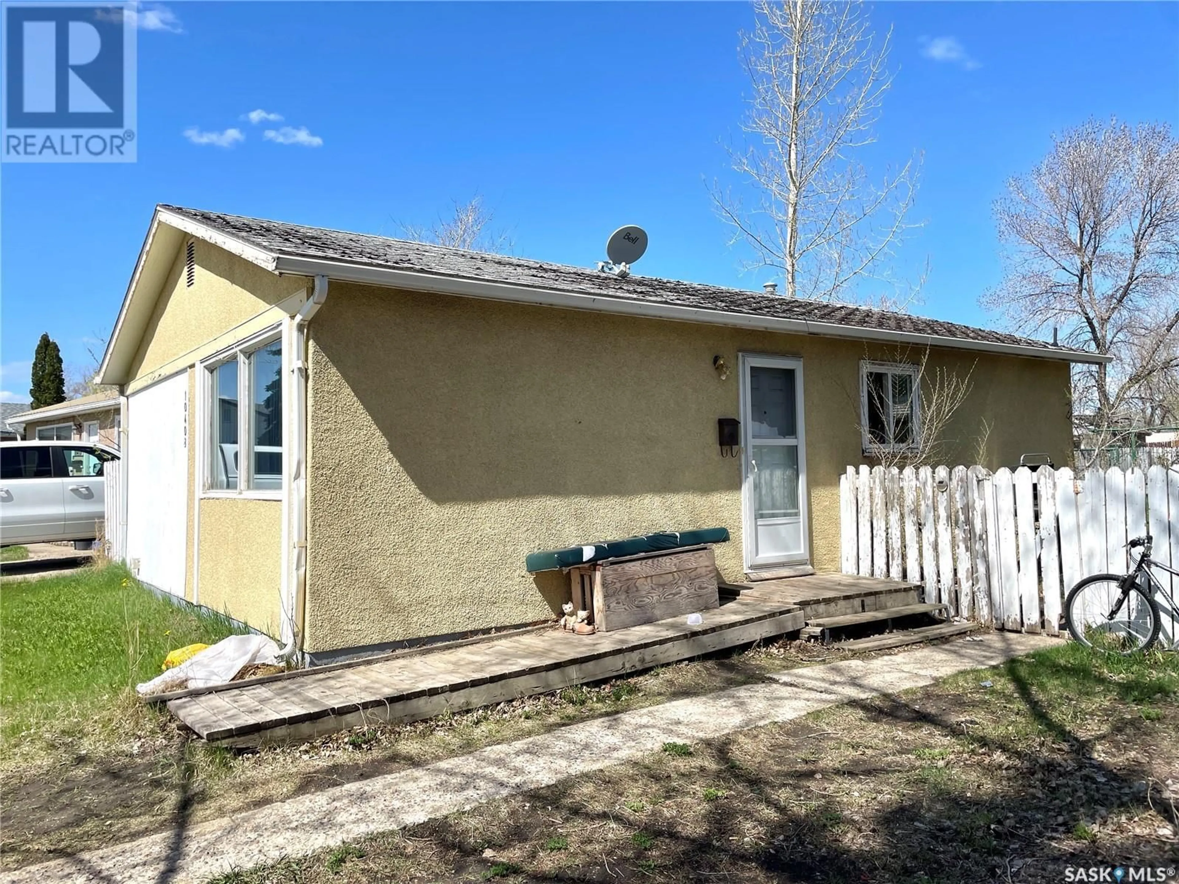 Shed for 10408 Laurier CRESCENT, North Battleford Saskatchewan S9A3A8