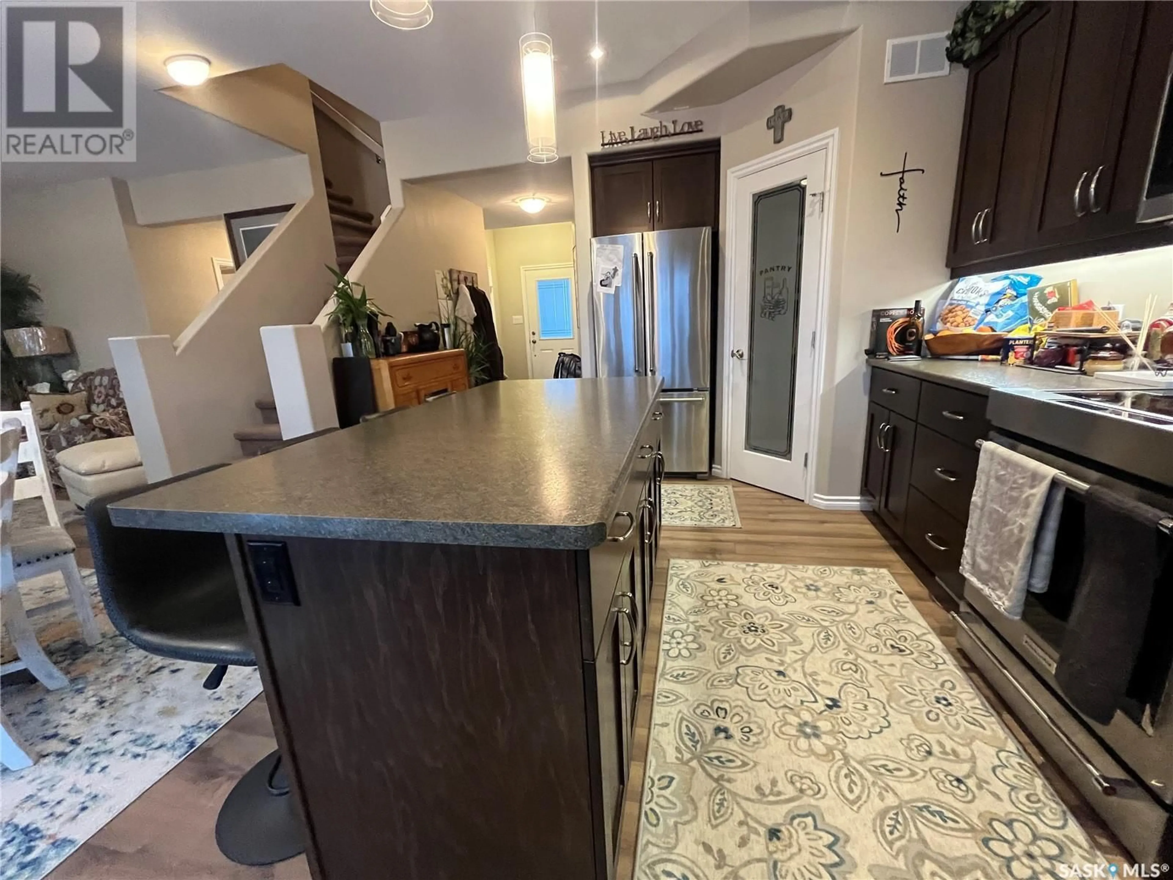 Open concept kitchen, ceramic/tile floor for 195 5TH AVENUE, Esterhazy Saskatchewan S0A0X0