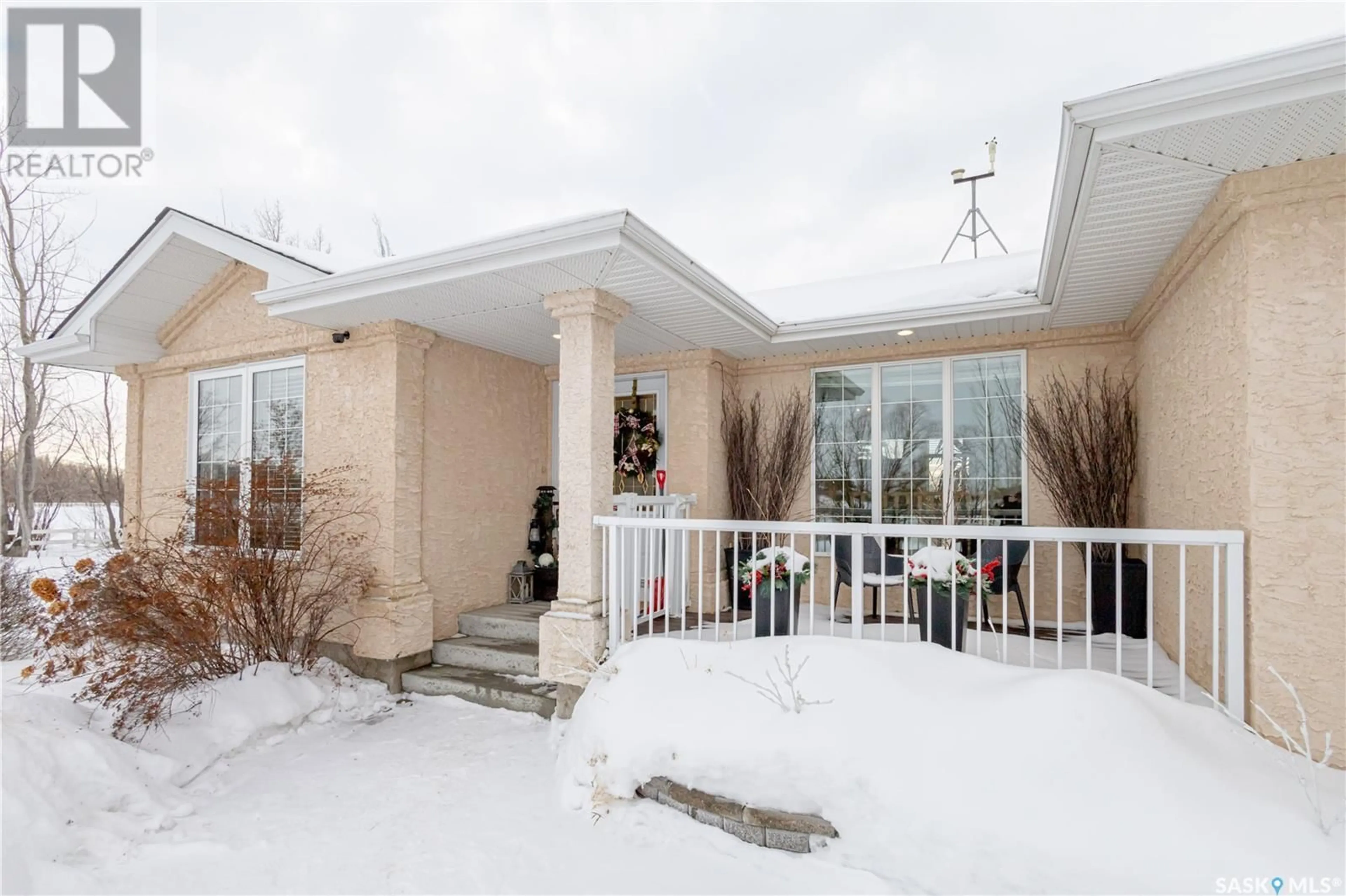 Patio, street for 160 South Point DRIVE, Corman Park Rm No. 344 Saskatchewan S7T1C6