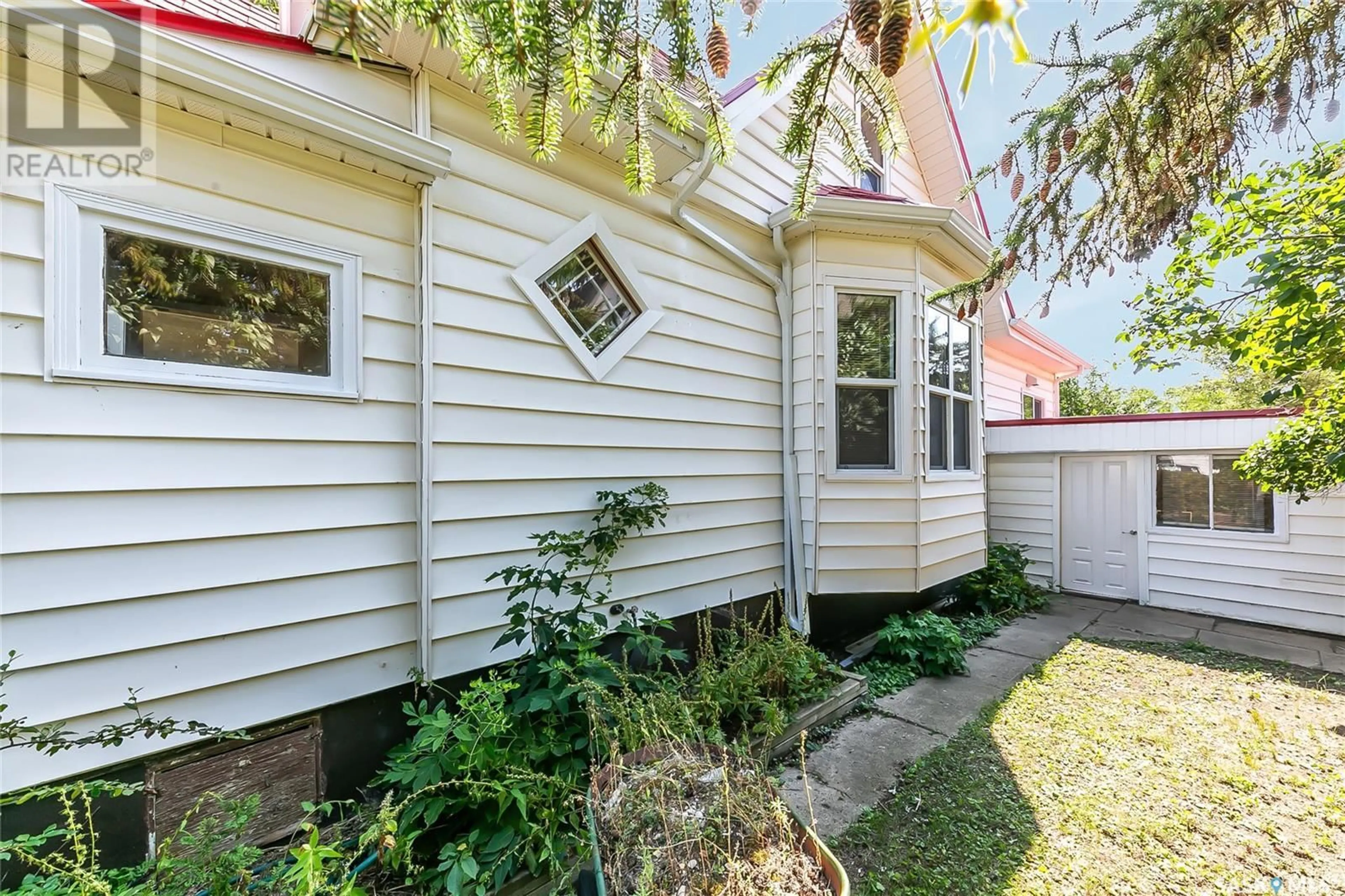 A pic of a room for 837 ATHABASCA STREET, Moose Jaw Saskatchewan S6H2E2