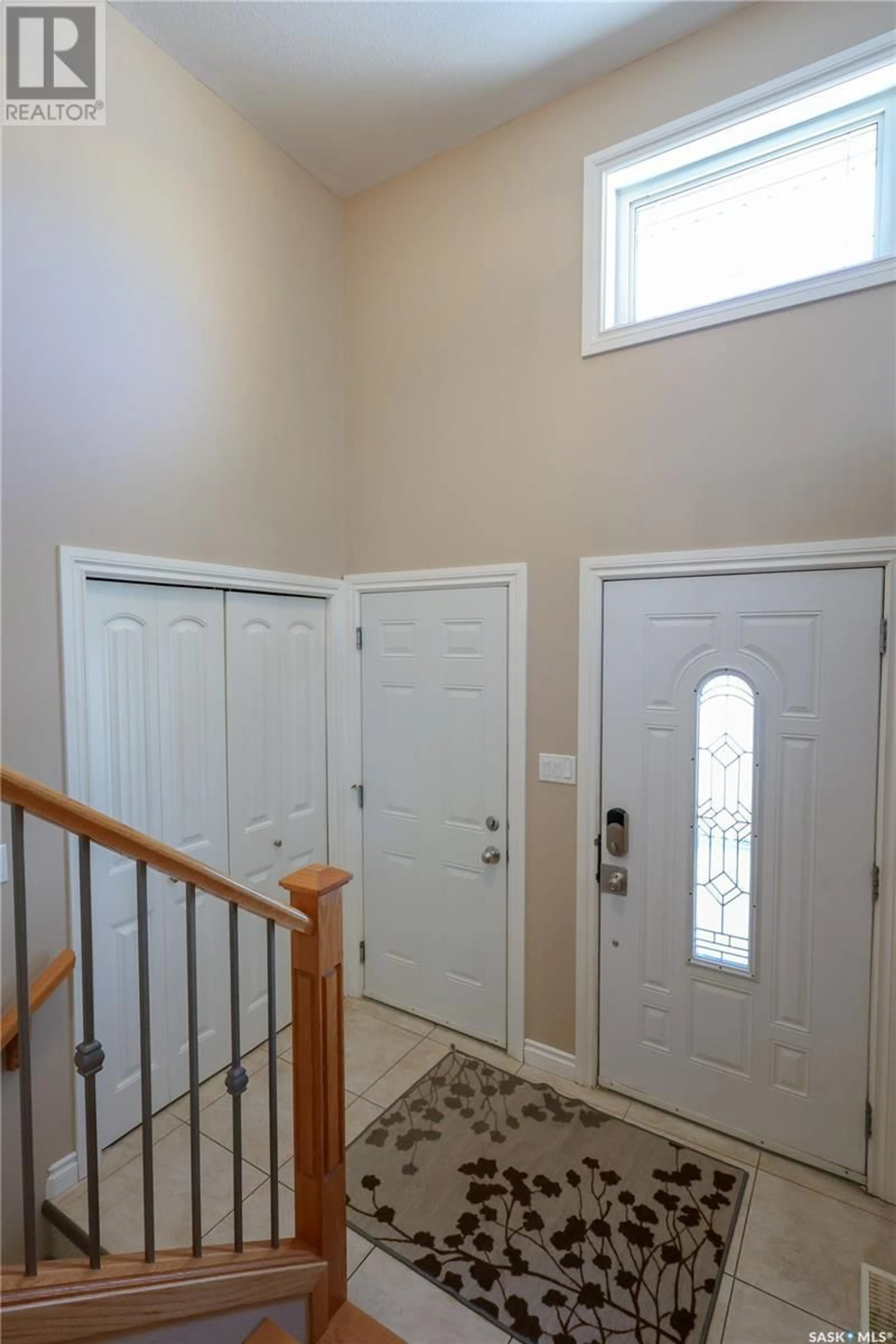 Indoor entryway for 20 Damour TERRACE, Prince Albert Saskatchewan S6X1C9