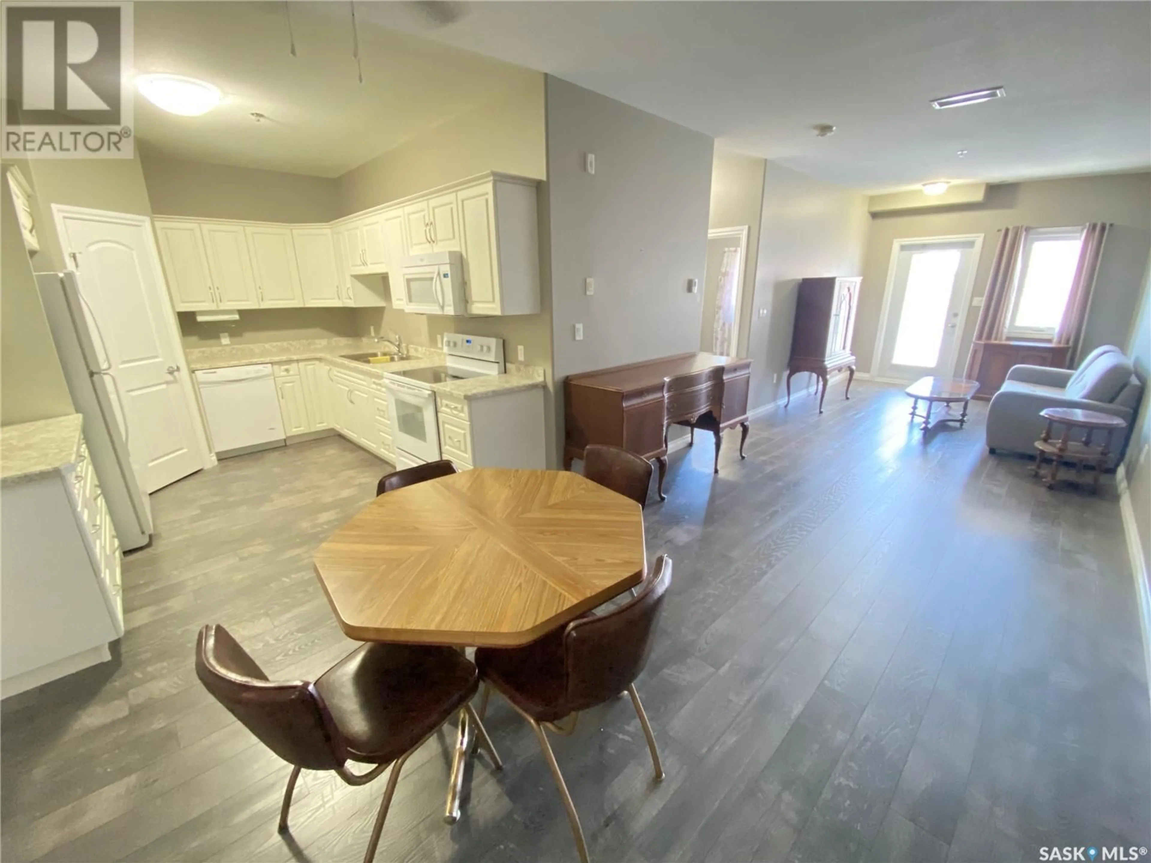 Open concept kitchen, unknown for 305 123 Balmoral STREET, Yorkton Saskatchewan S3N4J2