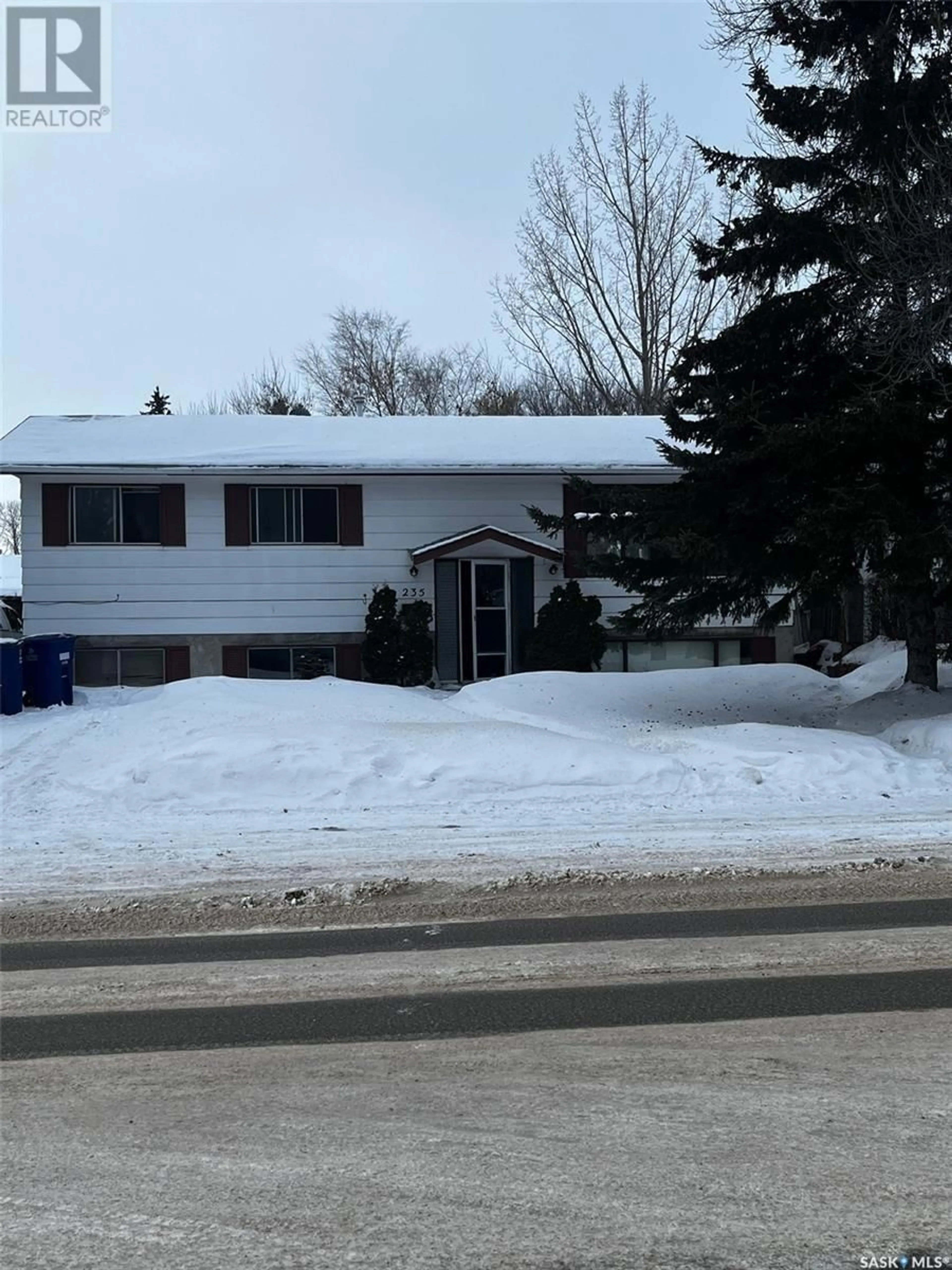 Unknown for 235 Forrester ROAD, Saskatoon Saskatchewan S7M4K2