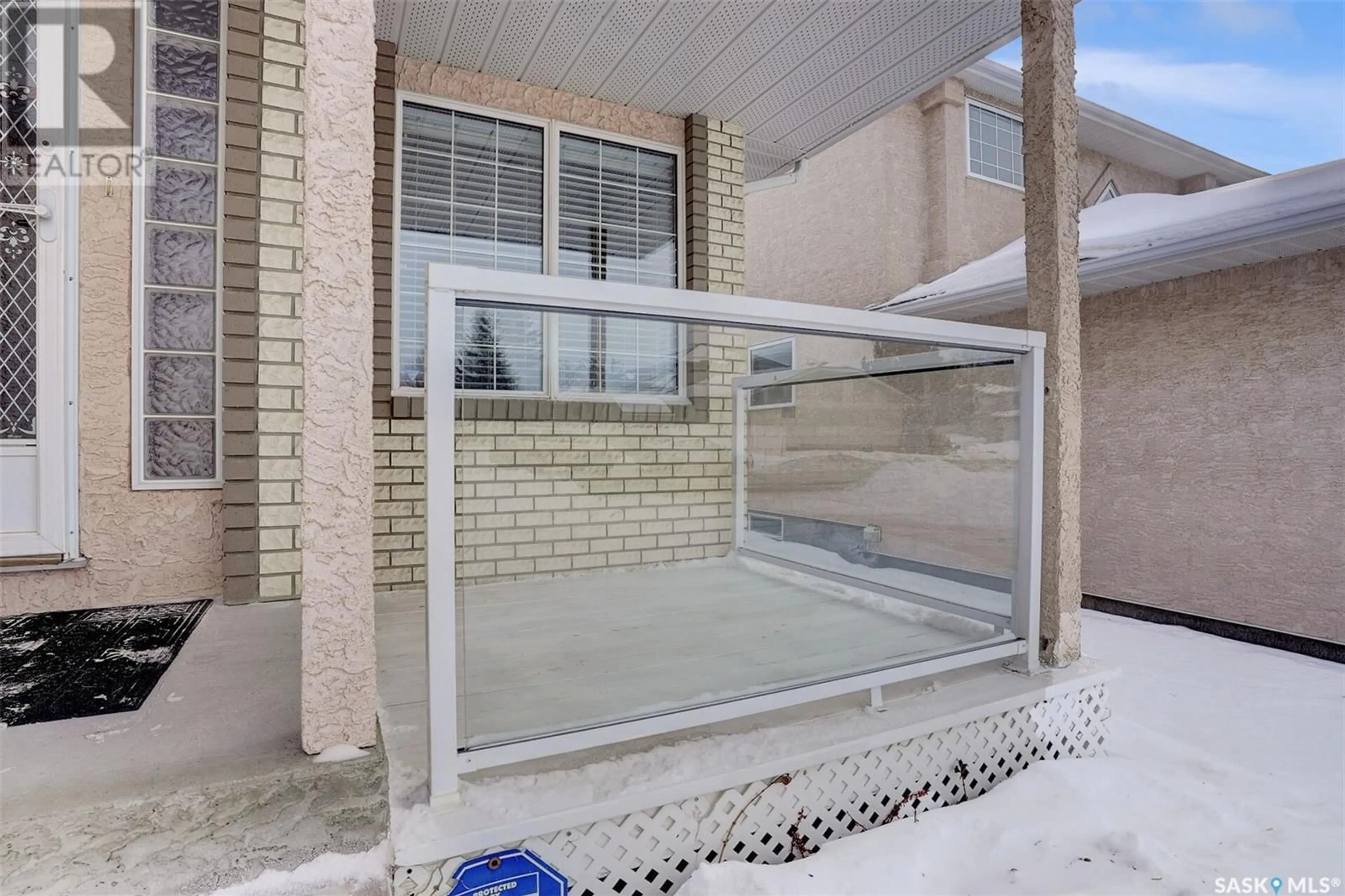 Patio, street for 2907 Hayden Park ROAD, Regina Saskatchewan S4V2W8