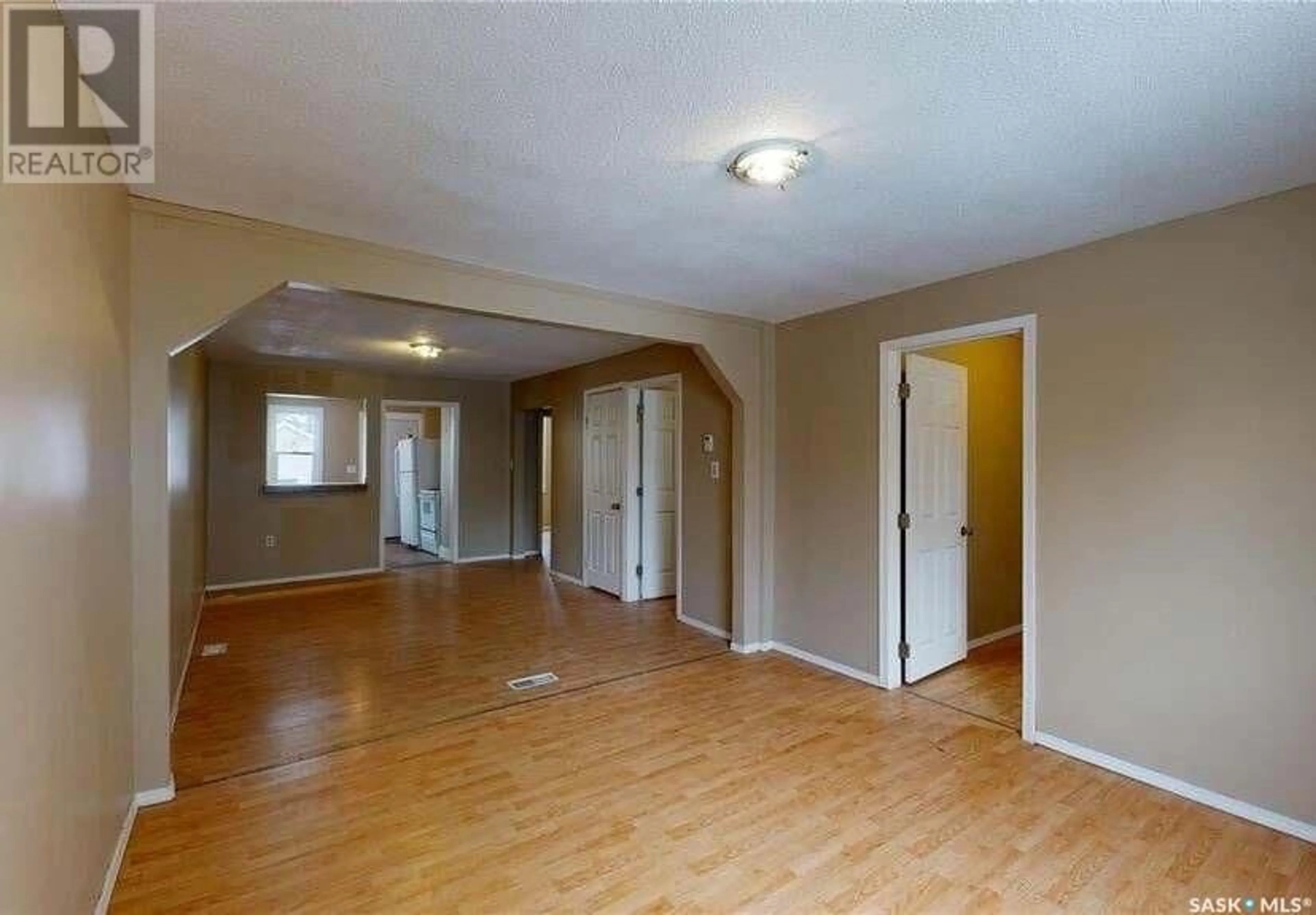 A pic of a room for 744 Garnet STREET, Regina Saskatchewan S4T2X1