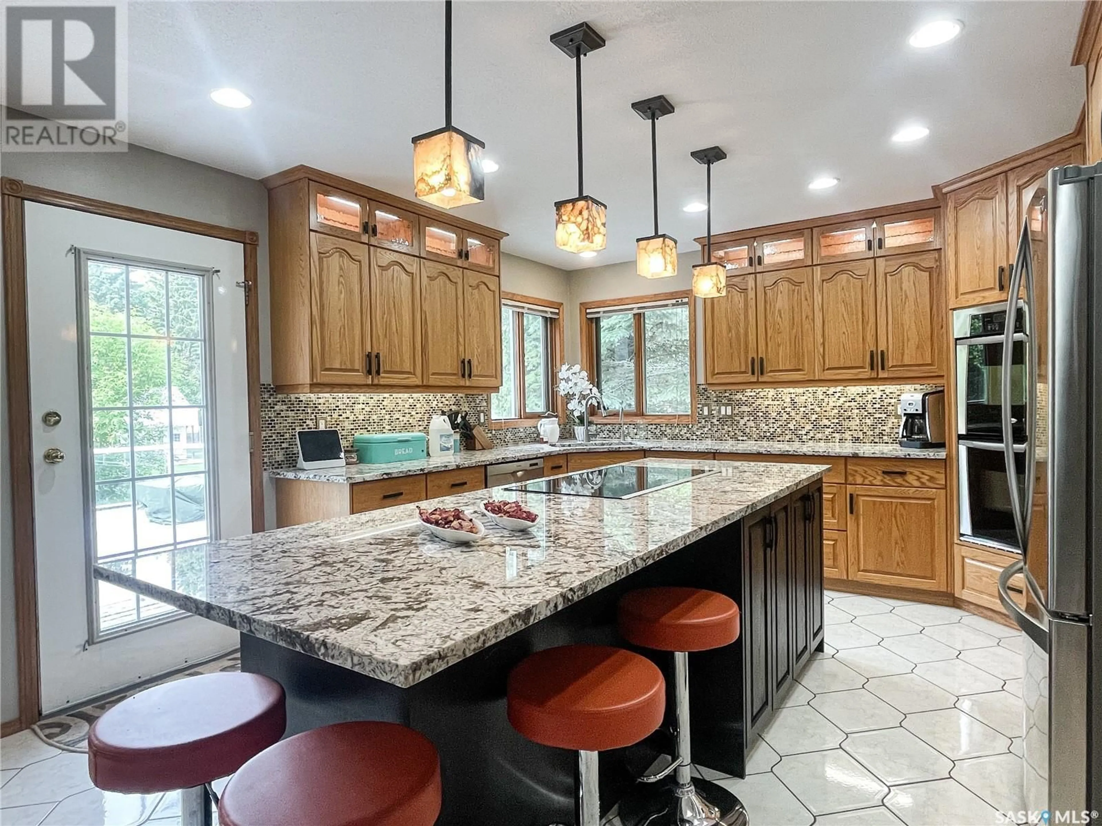 Contemporary kitchen, ceramic/tile floor for 2 Evergreen Estates DRIVE, Meadow Lake Saskatchewan S9X1G3