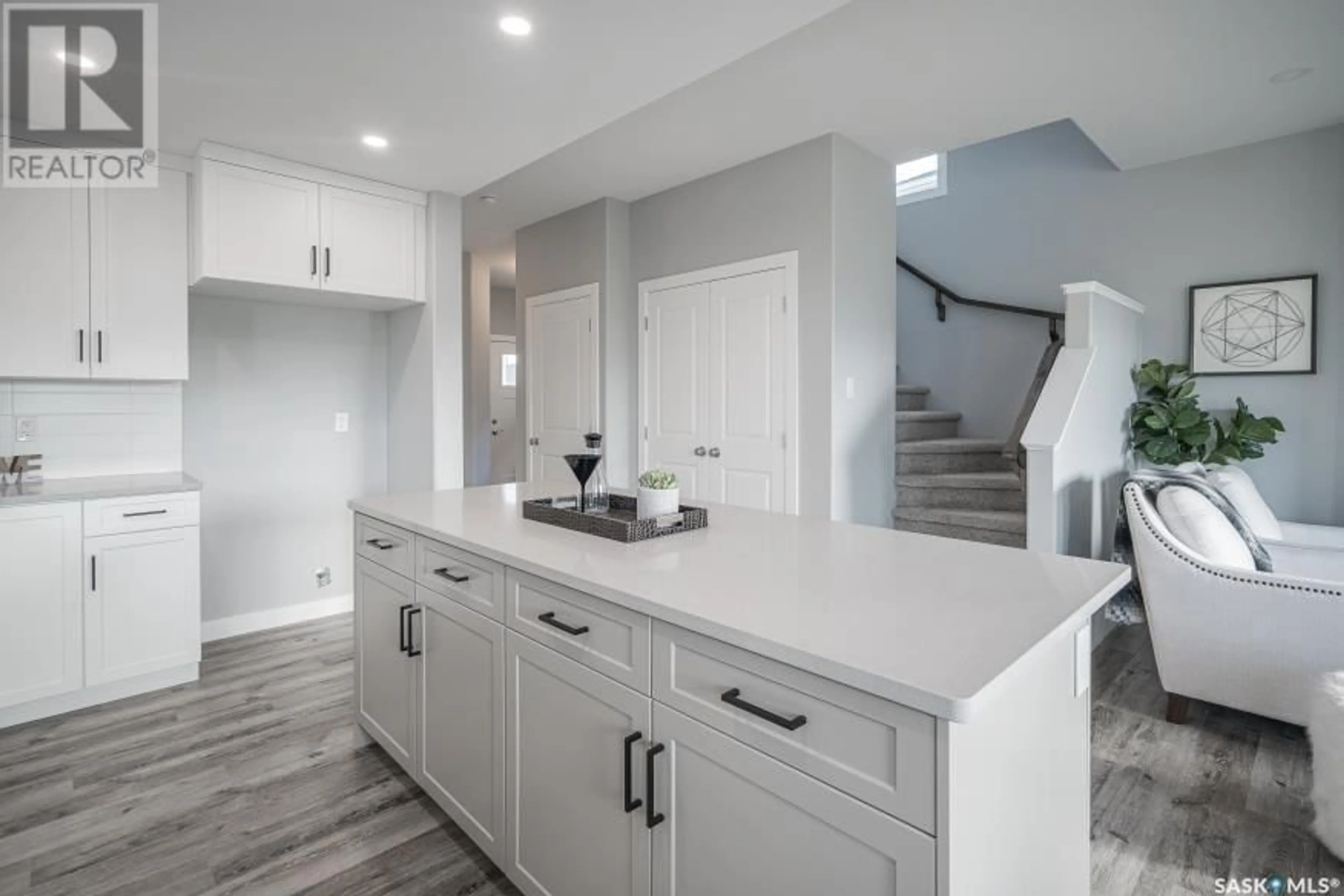 Open concept kitchen, unknown for 107 Traeger COMMON, Saskatoon Saskatchewan S7V1R3