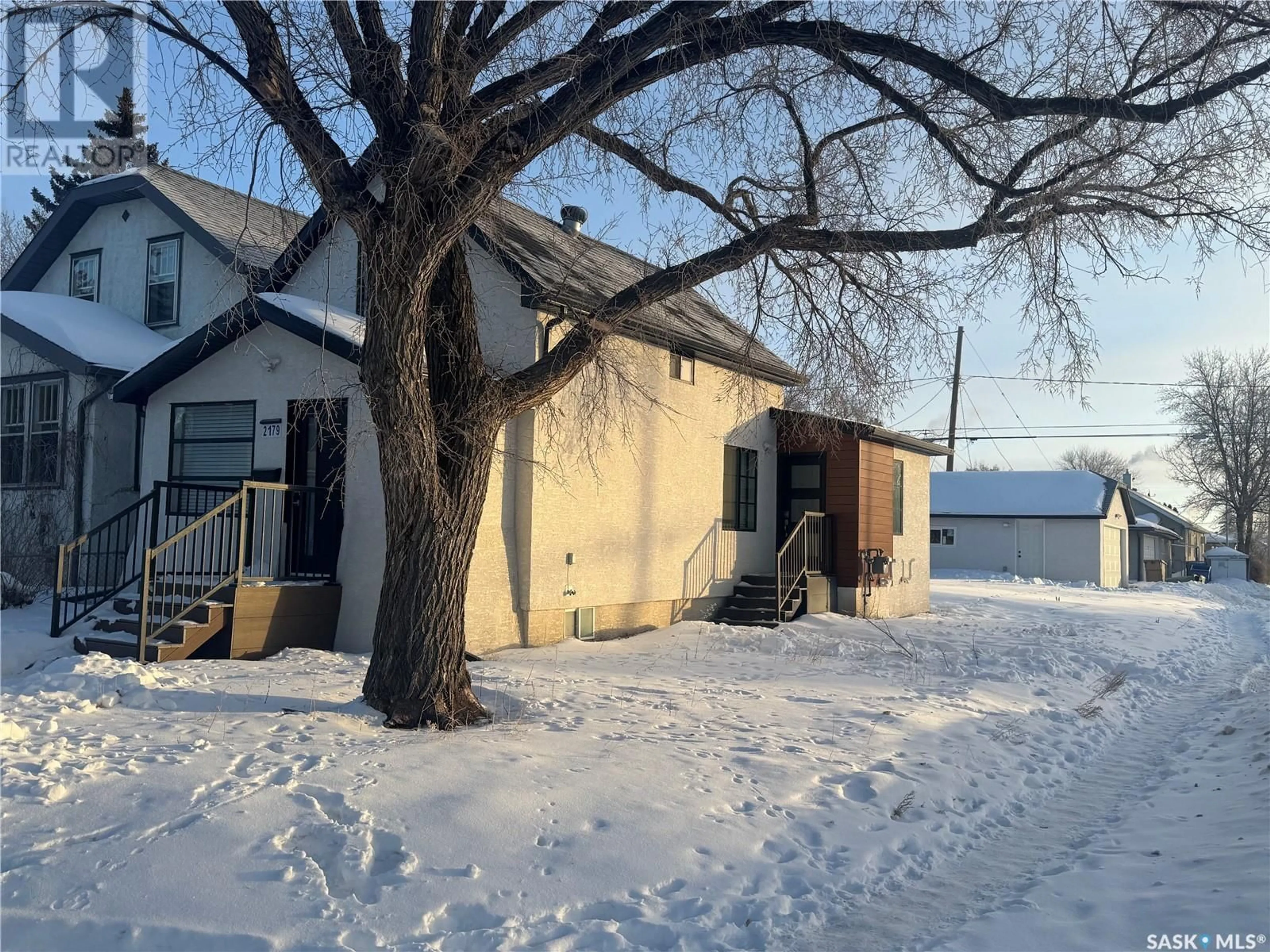 A pic from outside/outdoor area/front of a property/back of a property/a pic from drone, street for 2179 Broder STREET, Regina Saskatchewan S4N3S5