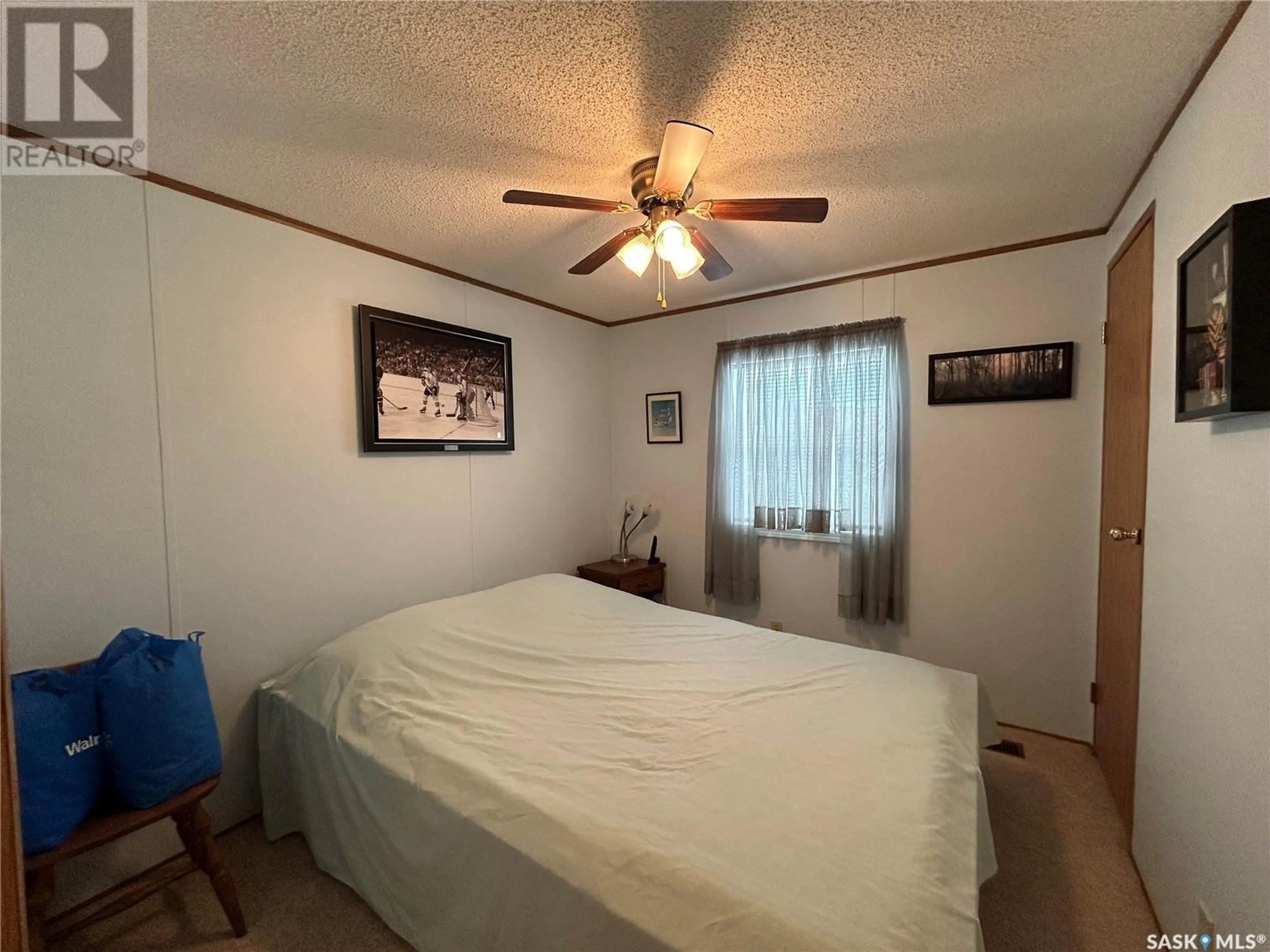 A pic of a room for F20 1455 9th AVENUE NE, Moose Jaw Saskatchewan S6J1C6