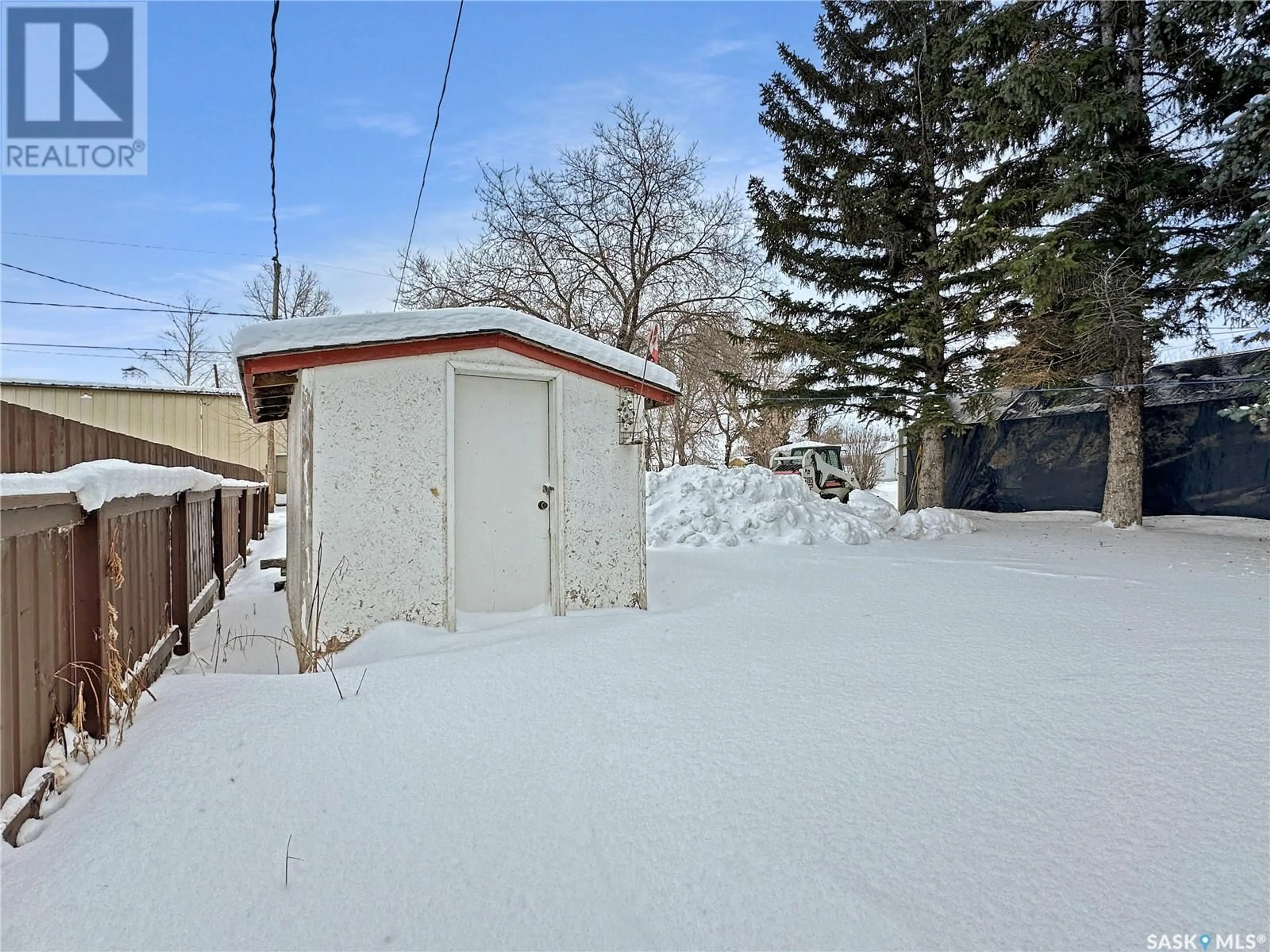 Shed for 115 Patrick STREET, Lipton Saskatchewan S0G3B0