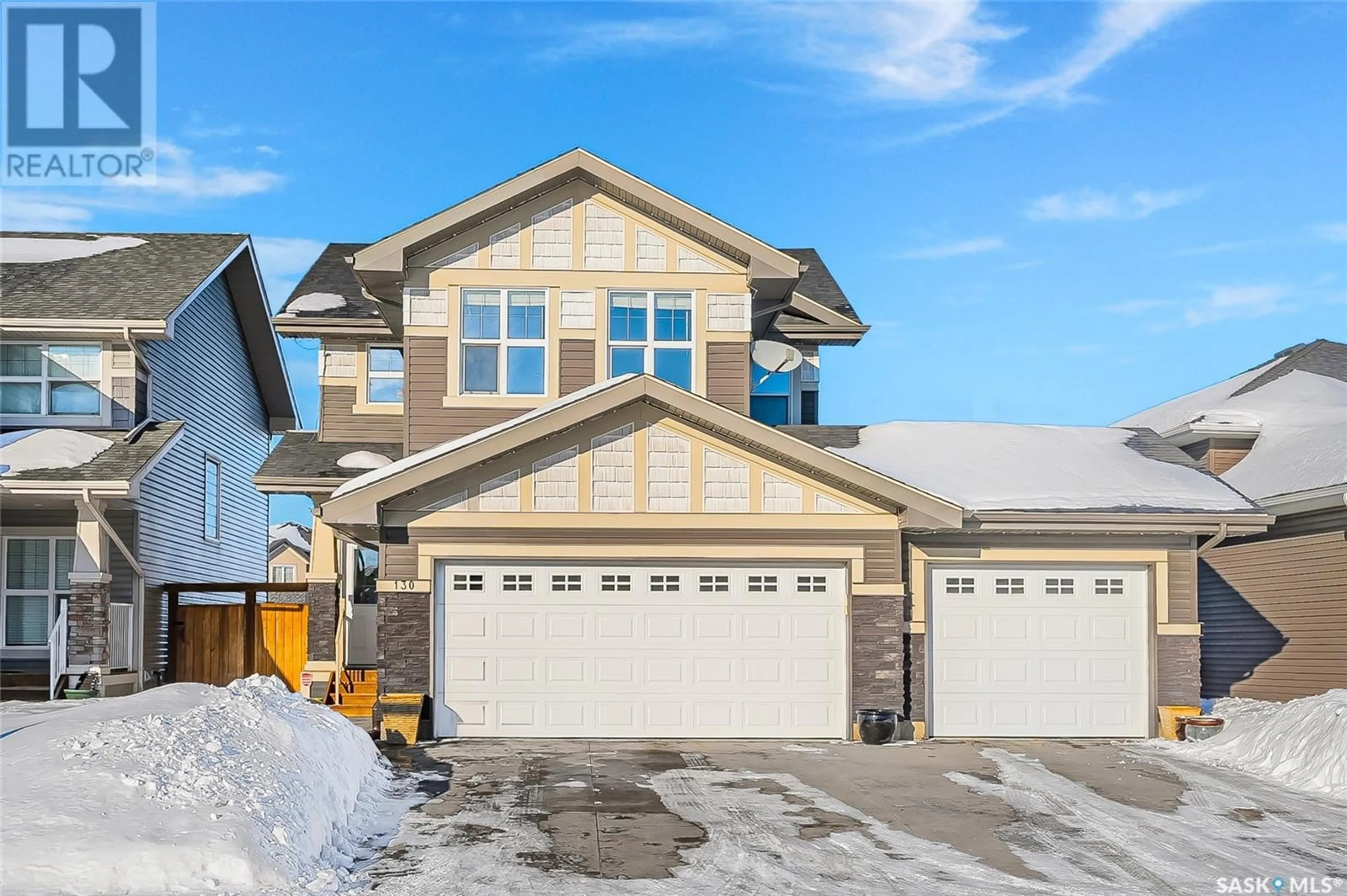 Home with vinyl exterior material, street for 130 Pichler CRESCENT, Saskatoon Saskatchewan S7V0G5