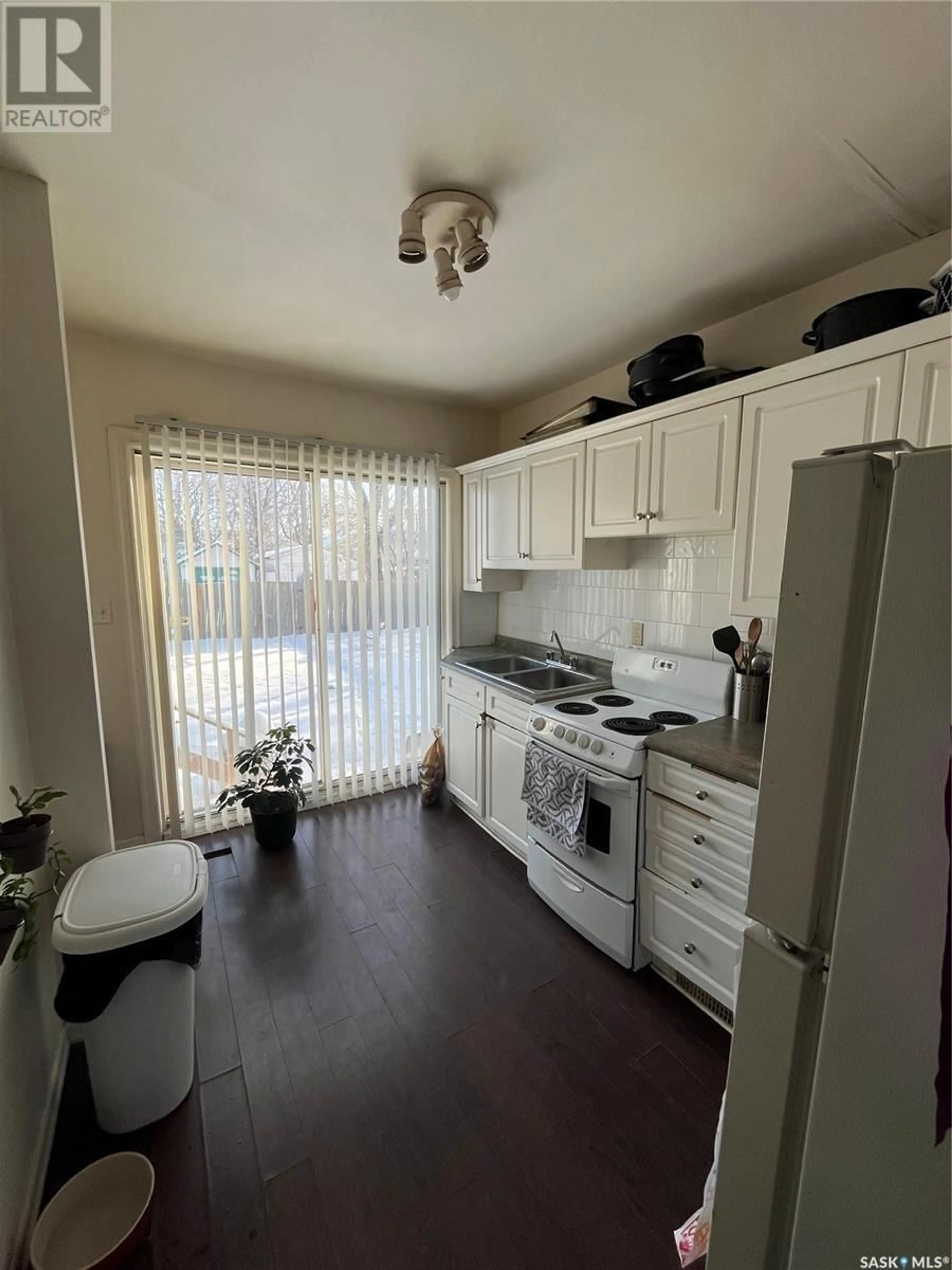 Standard kitchen, unknown for 1263 CAMERON STREET, Regina Saskatchewan S4T2T2