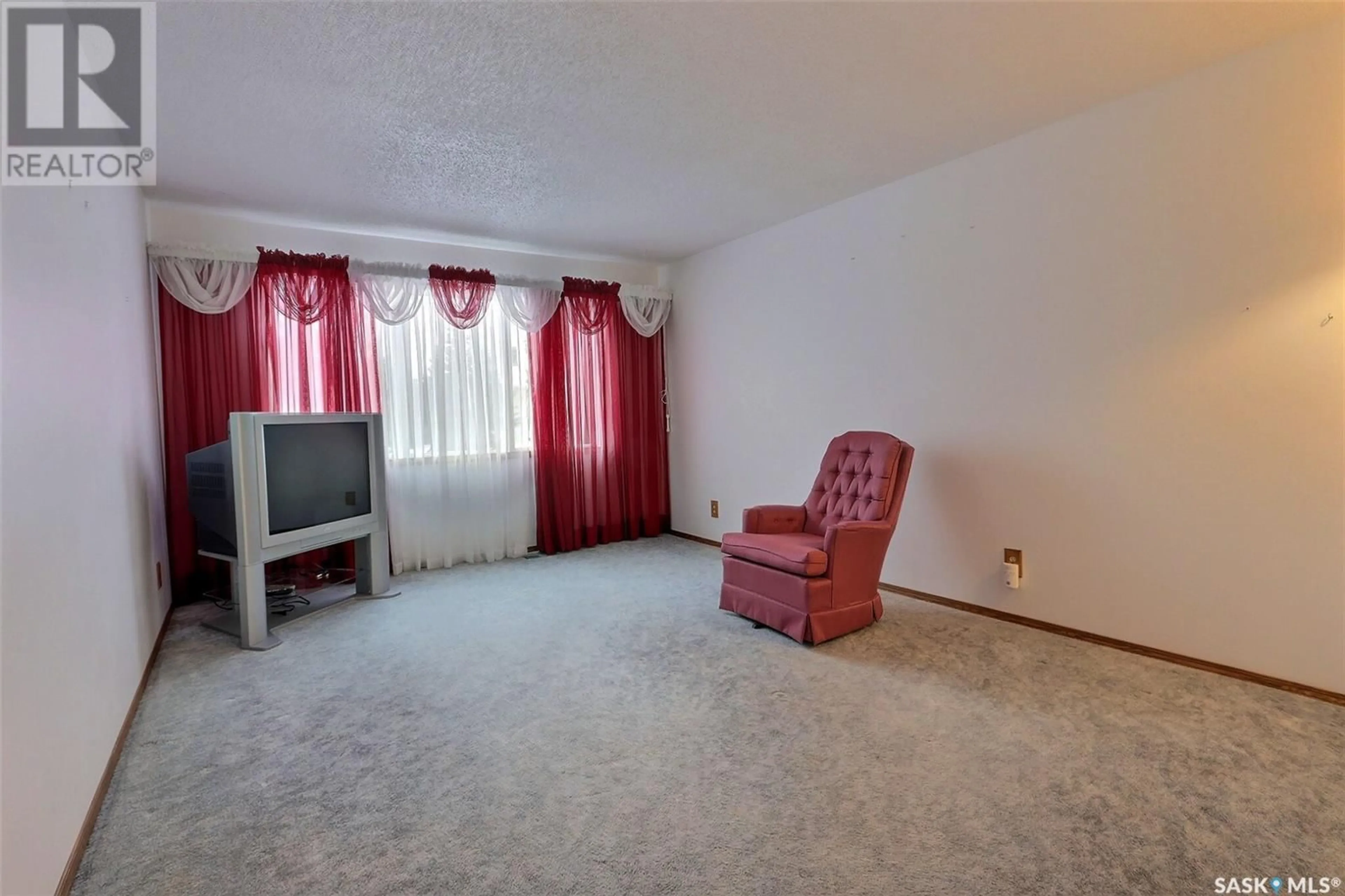 A pic of a room for 578 Laurier DRIVE, Prince Albert Saskatchewan S6V5M3