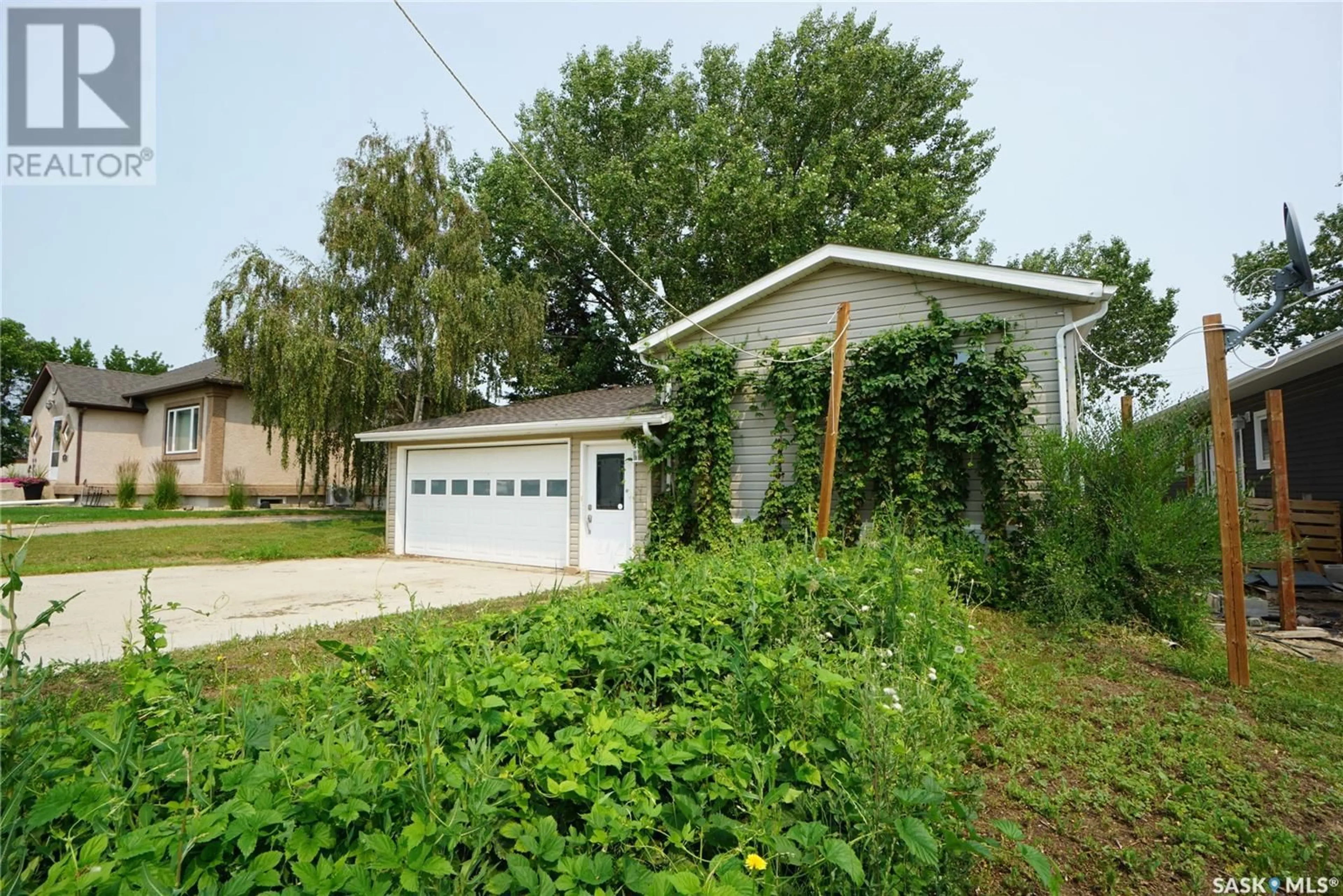 Shed for 402 4TH AVENUE, Avonlea Saskatchewan S0H0C0