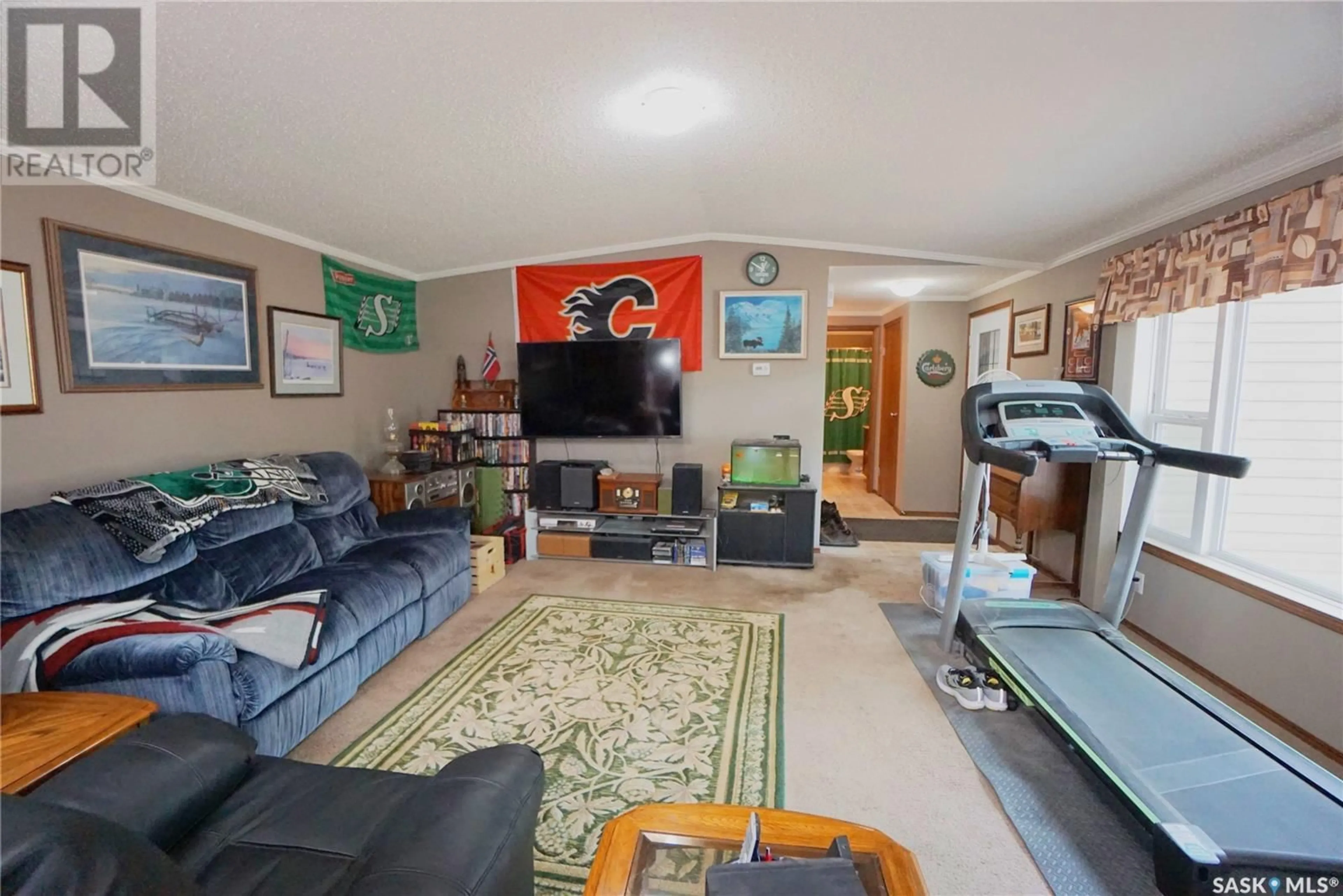 Living room with furniture, unknown for 402 4TH AVENUE, Avonlea Saskatchewan S0H0C0