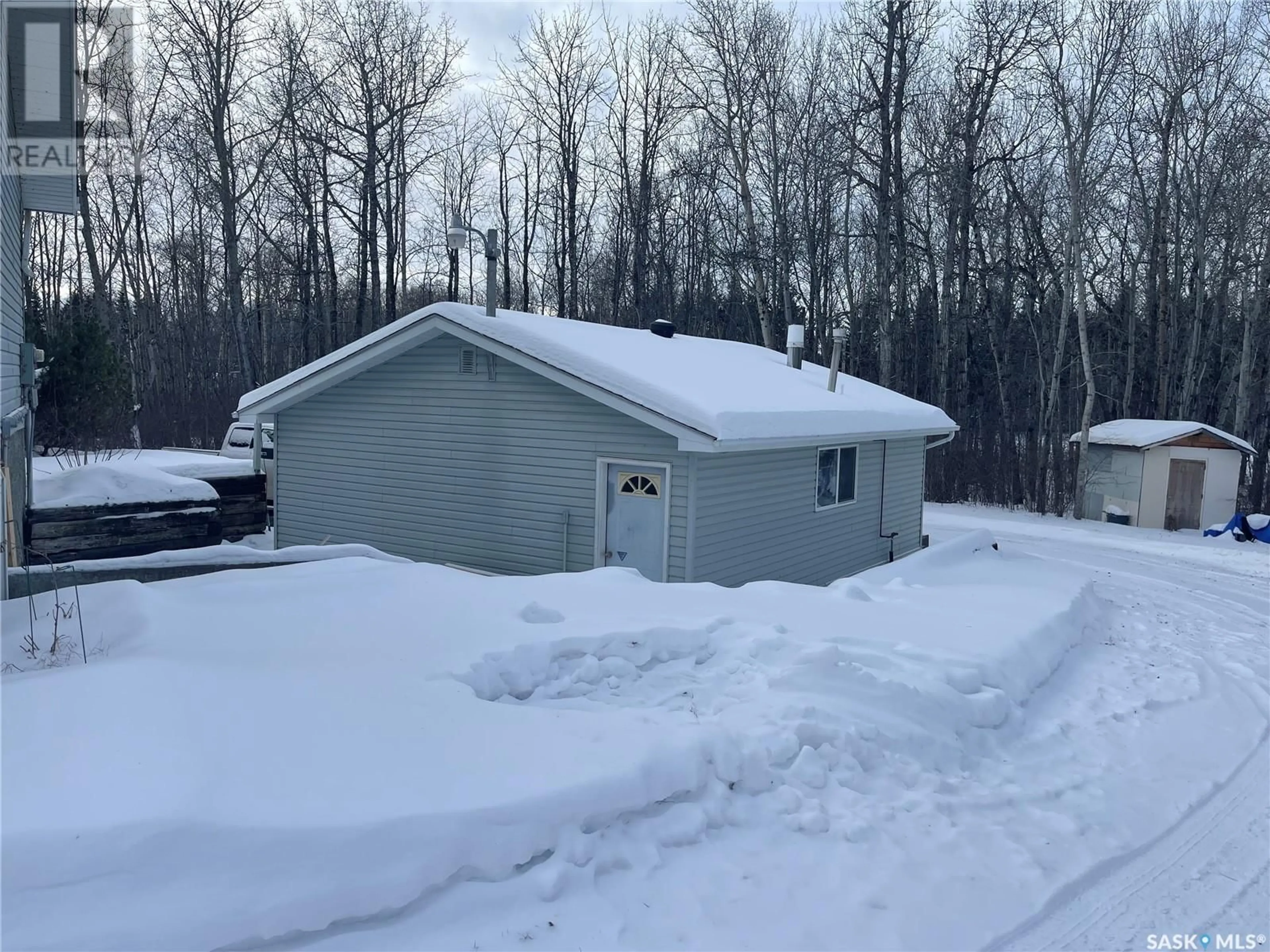 Shed for 731 Reid STREET, Buckland Rm No. 491 Saskatchewan S6V5R3