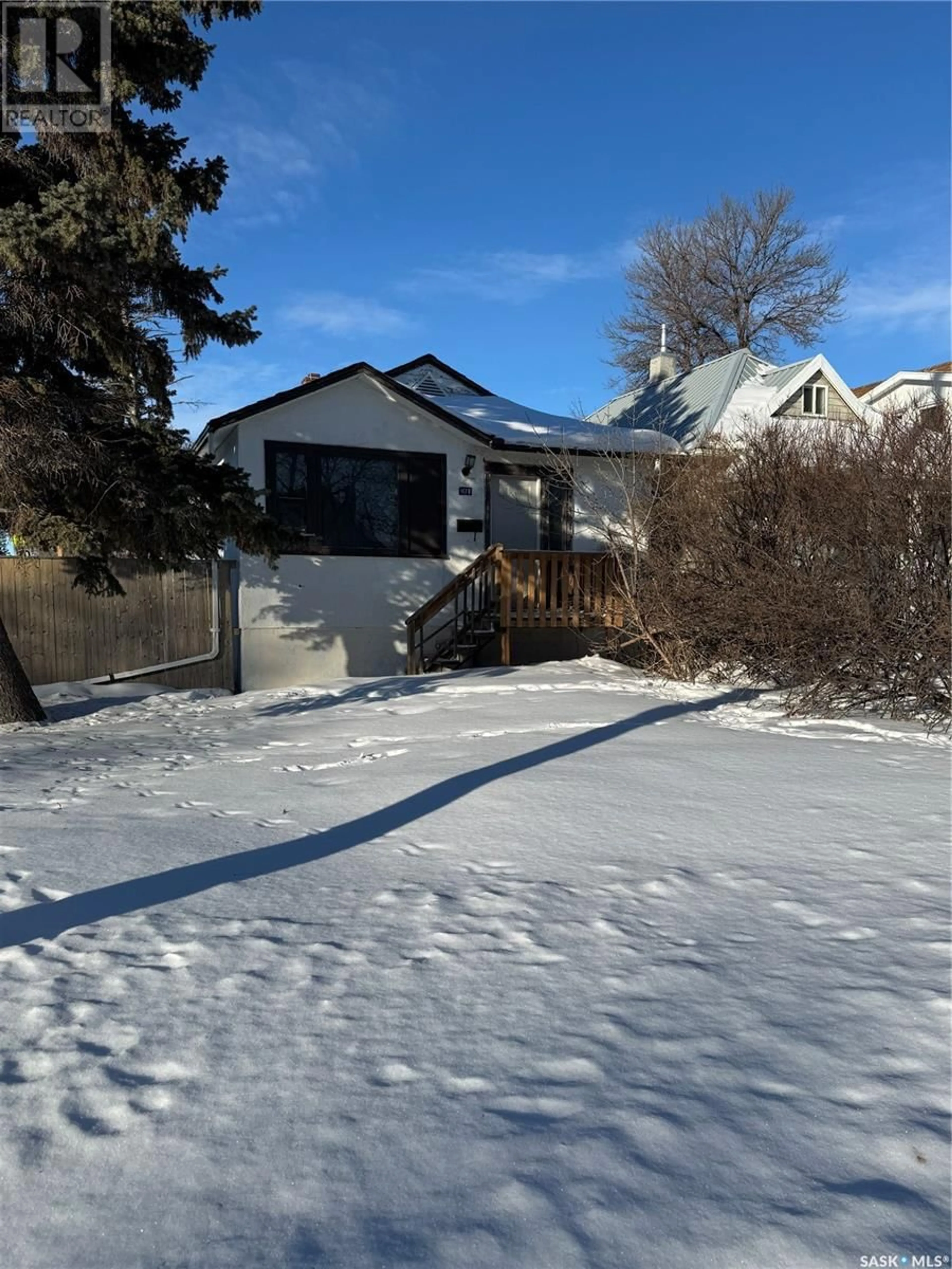 A pic from outside/outdoor area/front of a property/back of a property/a pic from drone, street for 1178 Argyle STREET, Regina Saskatchewan S4T3R5