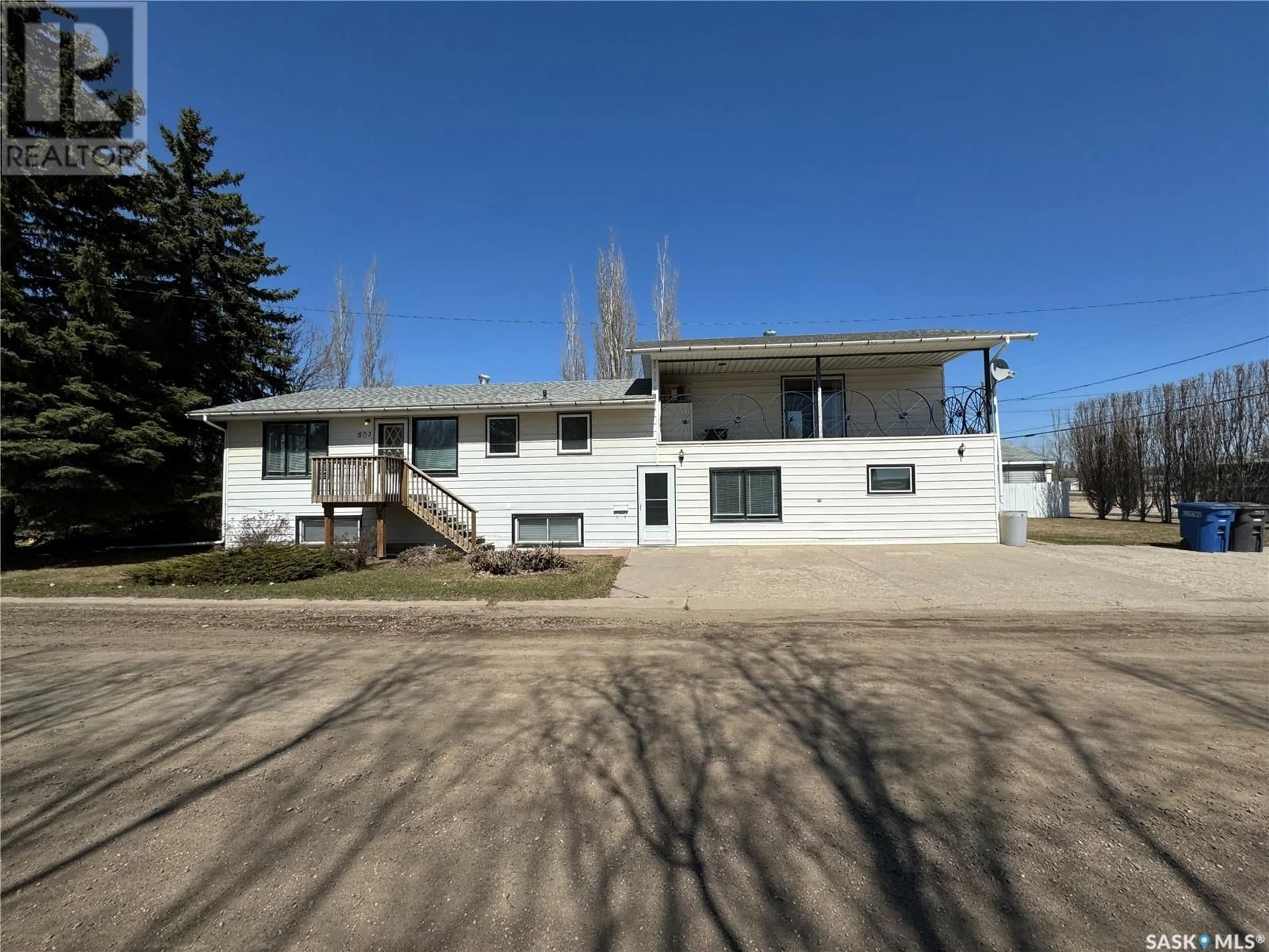 A pic from outside/outdoor area/front of a property/back of a property/a pic from drone, building for 803 1ST AVENUE, Humboldt Saskatchewan S0K2A0