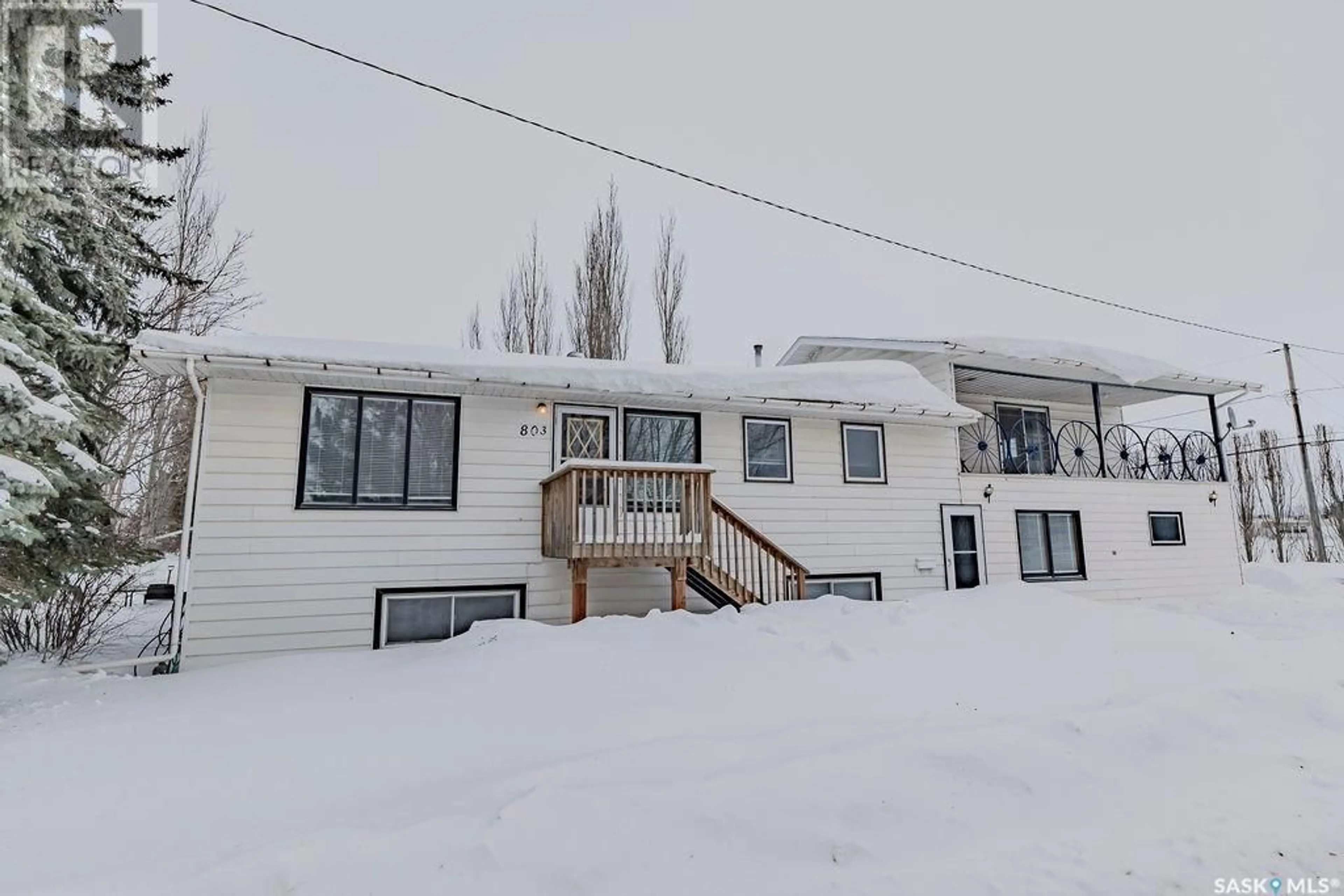 A pic from outside/outdoor area/front of a property/back of a property/a pic from drone, unknown for 803 1st AVENUE, Humboldt Saskatchewan S0K2A0