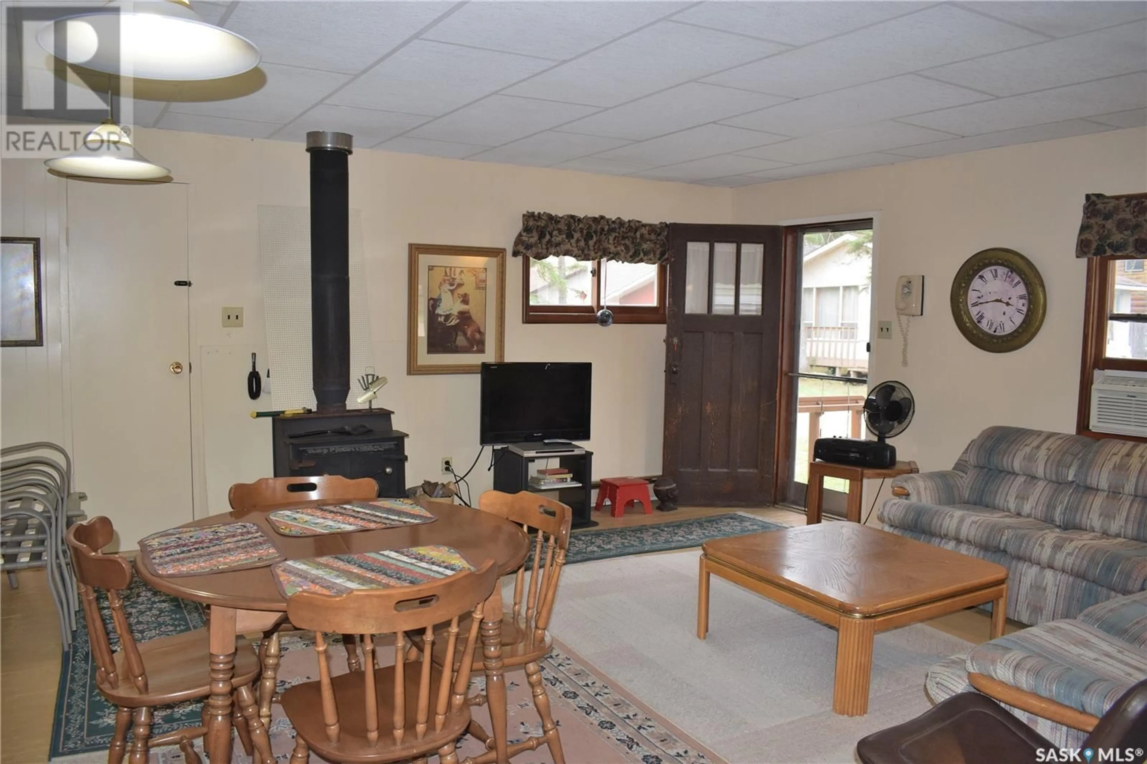 Living room with furniture, unknown for 12 6TH STREET, Lakeland Rm No. 521 Saskatchewan S0J0N0