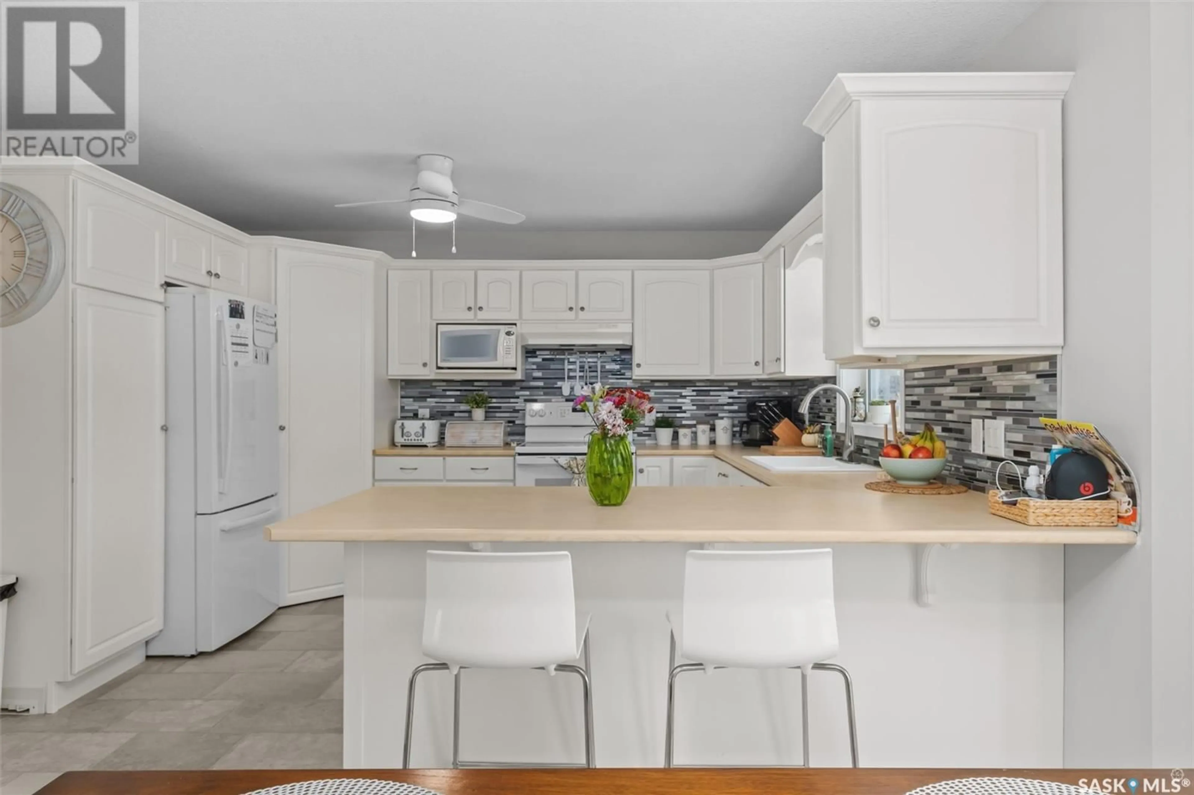 Open concept kitchen, ceramic/tile floor for 1006 SILVER WILLOW ROAD, Prince Albert Rm No. 461 Saskatchewan S6V5P9