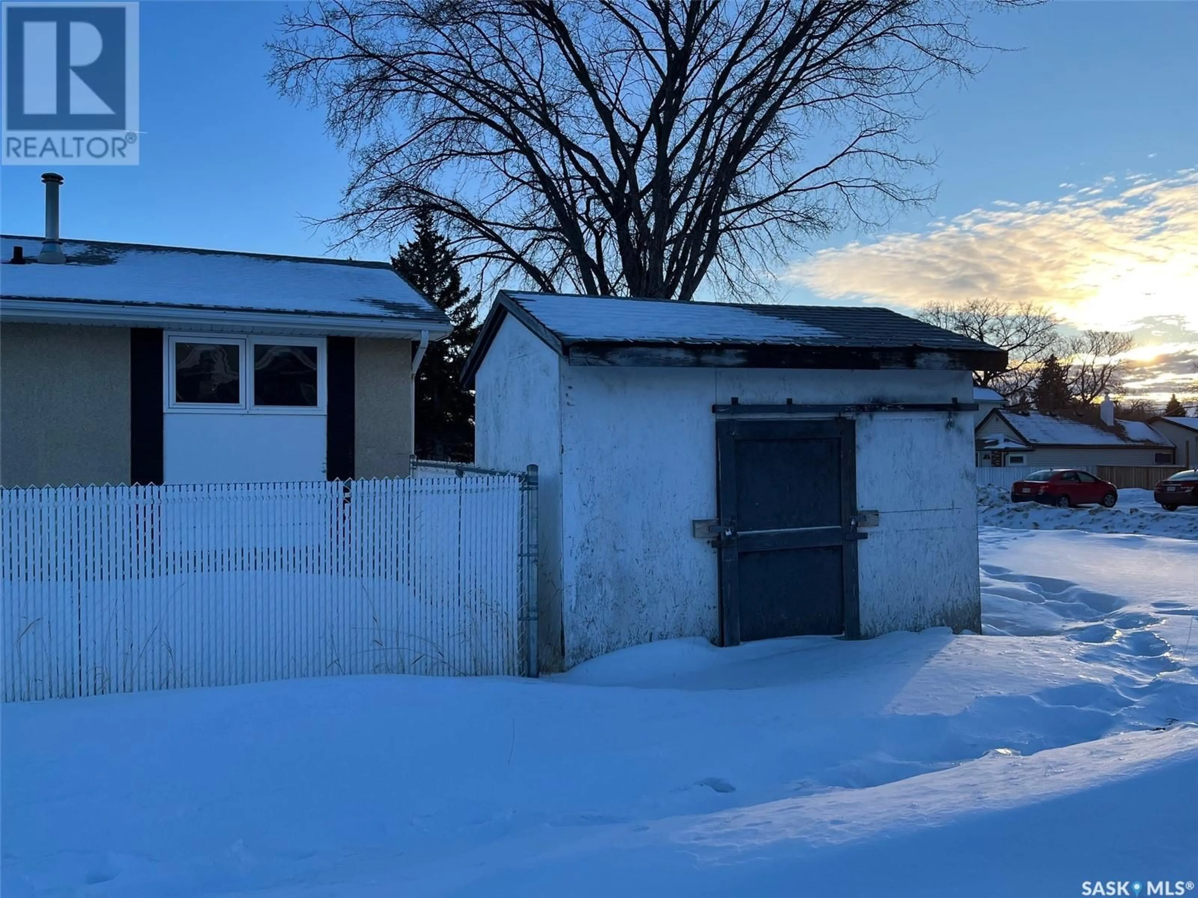 Shed for 503 Hall STREET E, Moose Jaw Saskatchewan S6H6L9