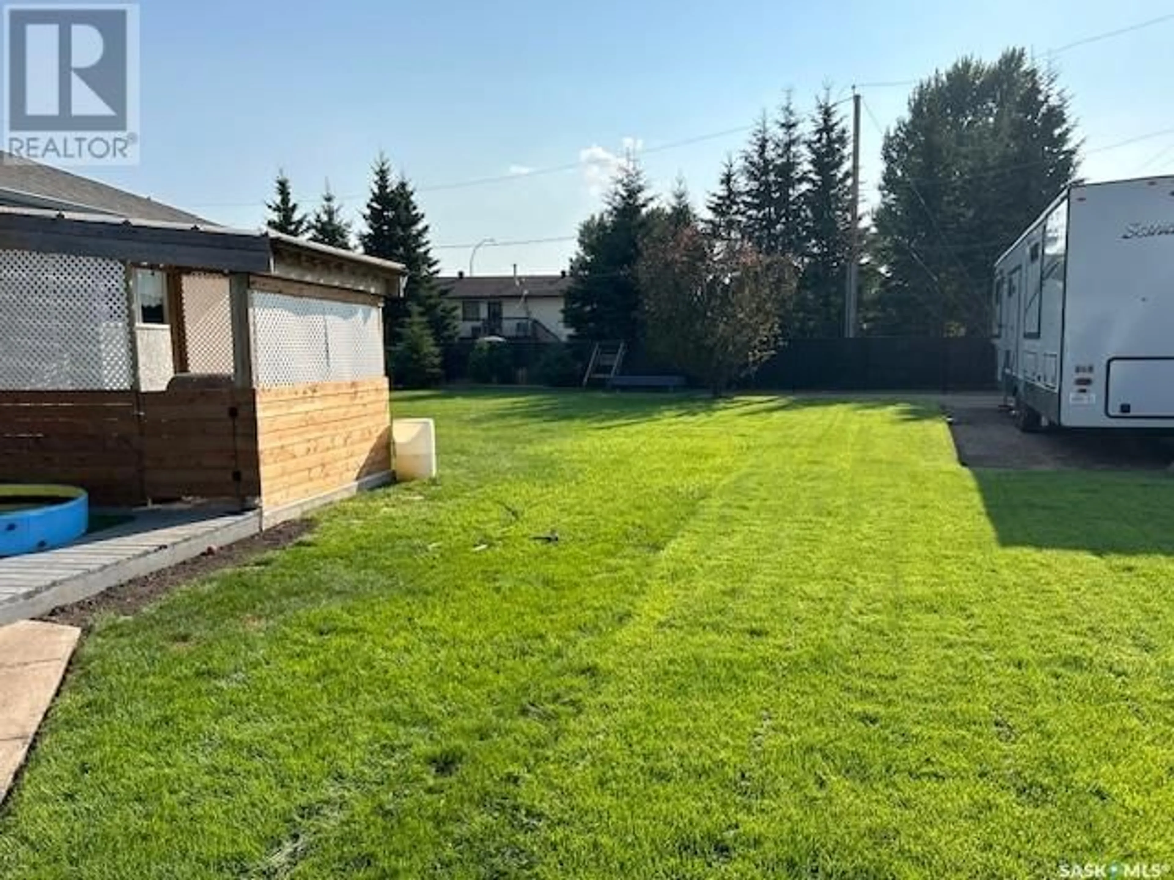 A pic from outside/outdoor area/front of a property/back of a property/a pic from drone, street for 713 Meadowlark COURT, Shellbrook Saskatchewan S0J2E0