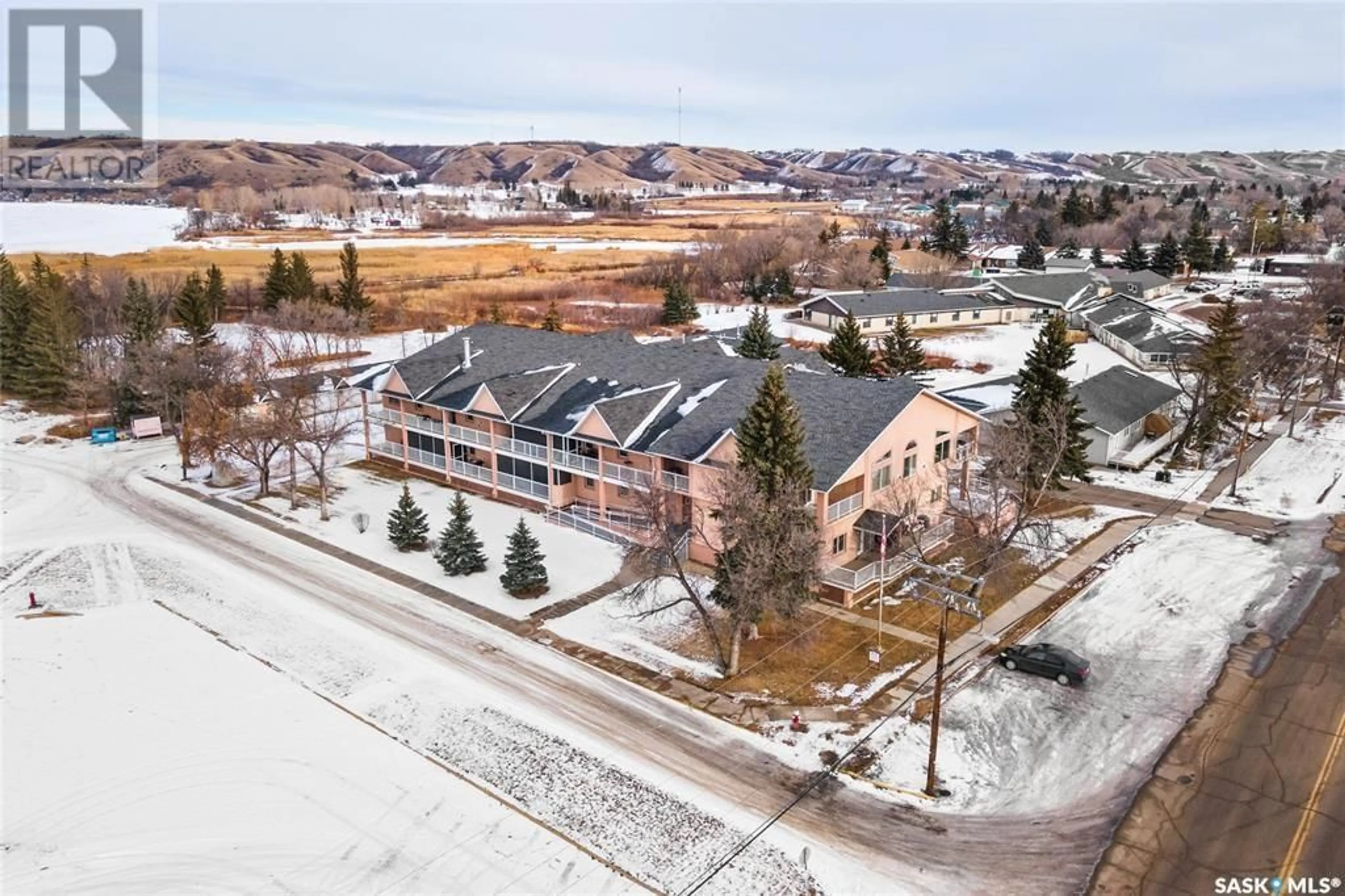 A pic from outside/outdoor area/front of a property/back of a property/a pic from drone, unknown for 8 600 Broadway STREET W, Fort Qu'Appelle Saskatchewan S0G1S0