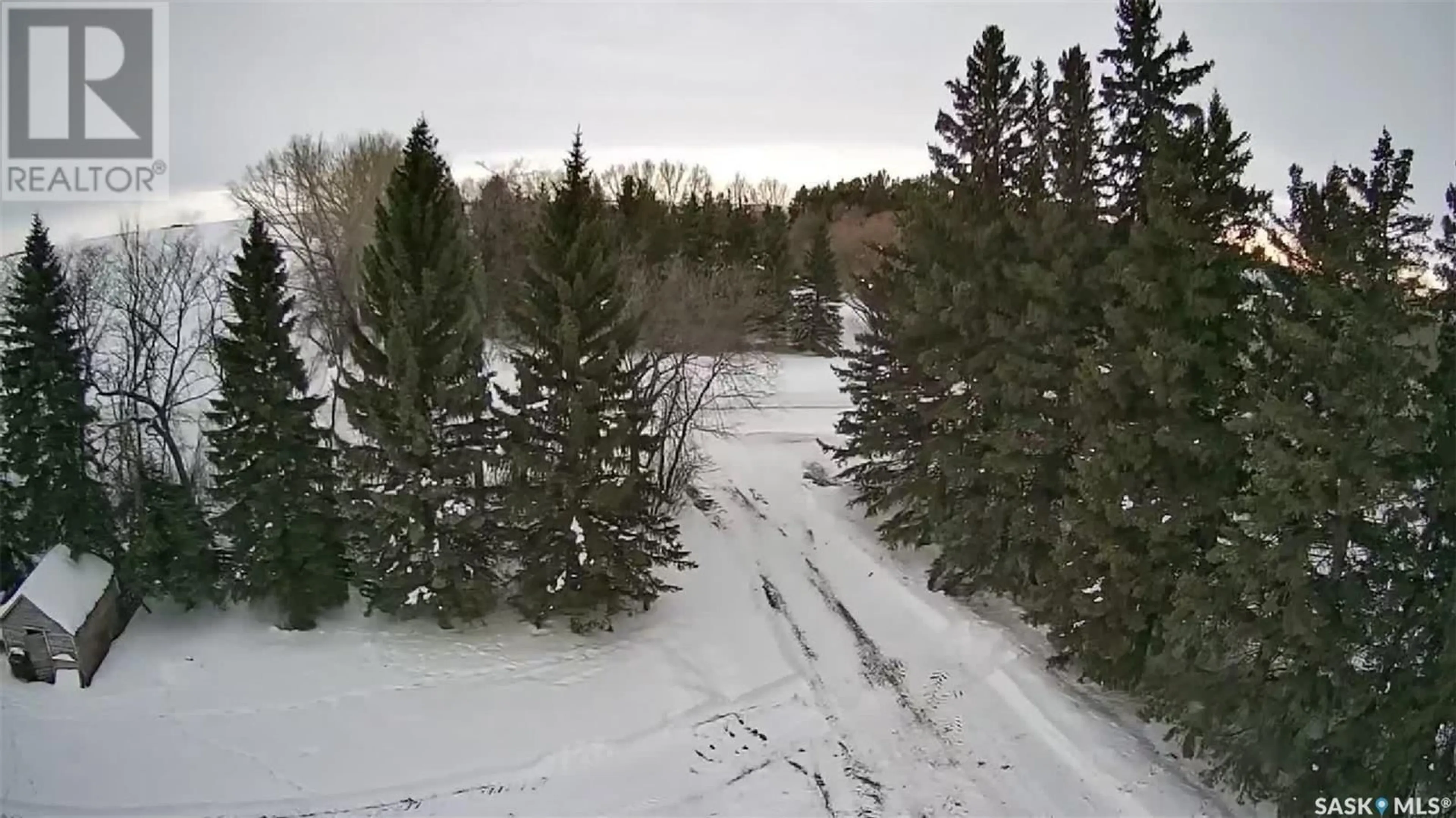 A pic from outside/outdoor area/front of a property/back of a property/a pic from drone, building for ANNAHEIM ACREAGE, St. Peter RM No. 369 Saskatchewan S0K0G0
