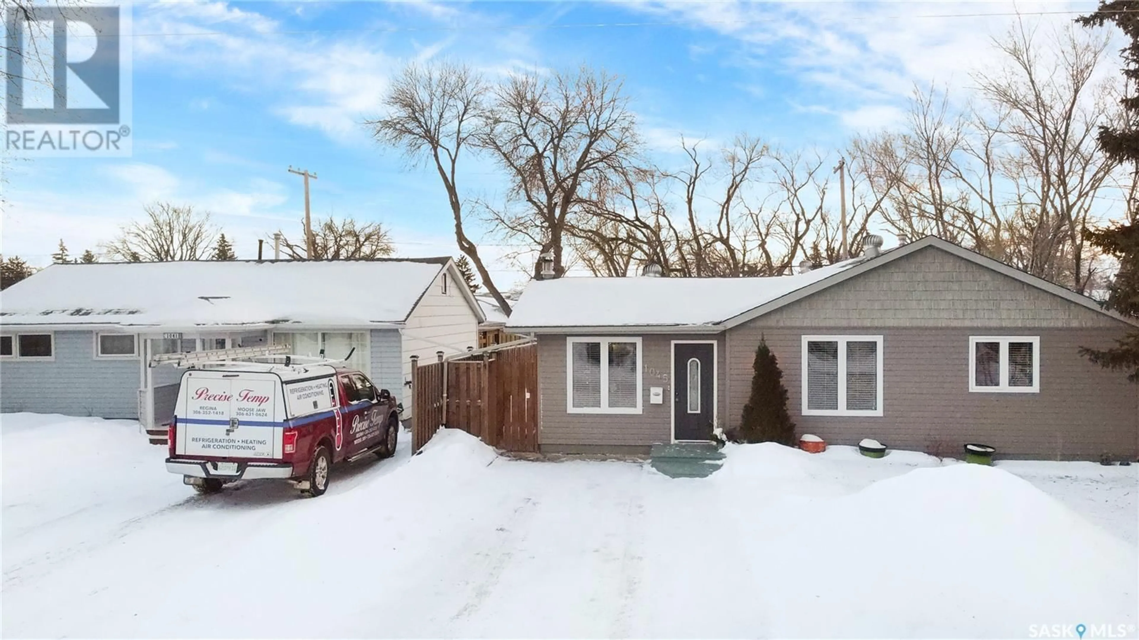 A pic from outside/outdoor area/front of a property/back of a property/a pic from drone, street for 1045 Brown STREET, Moose Jaw Saskatchewan S6H2Z4