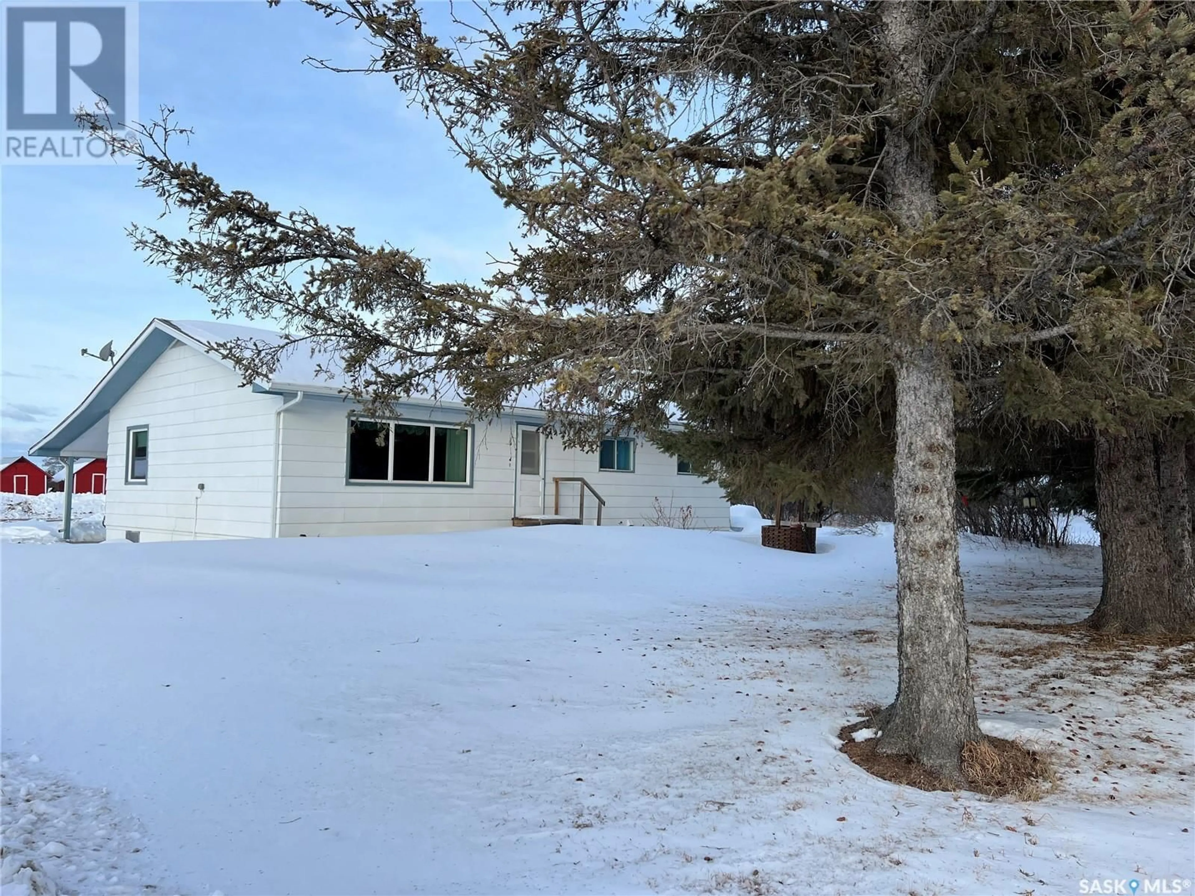 A pic from outside/outdoor area/front of a property/back of a property/a pic from drone, unknown for McKenzie Acreage, Nipawin Rm No. 487 Saskatchewan S0E0W0