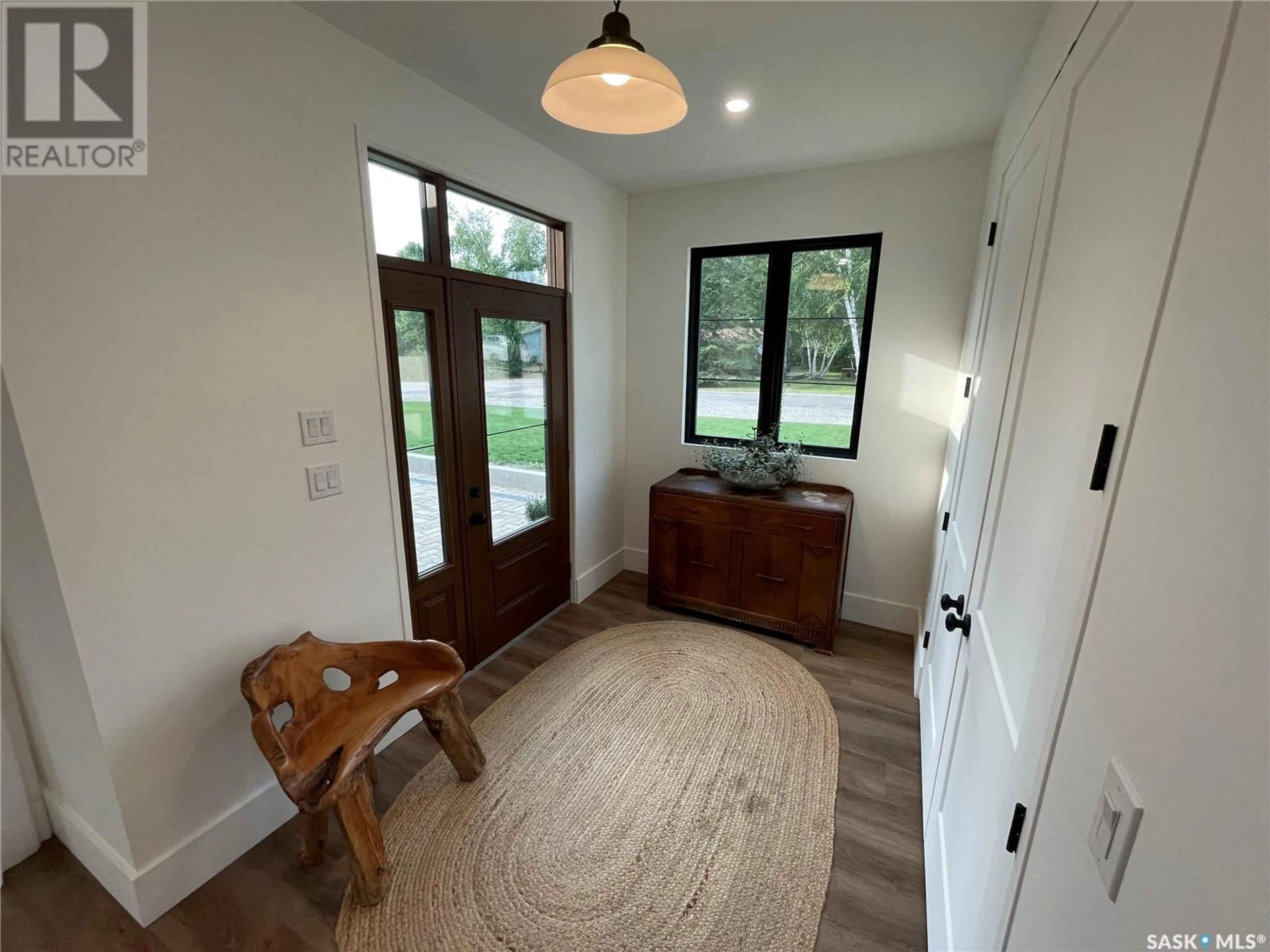 Indoor entryway for 18 Watzamattau STREET, Kenosee Lake Saskatchewan S0C2S0