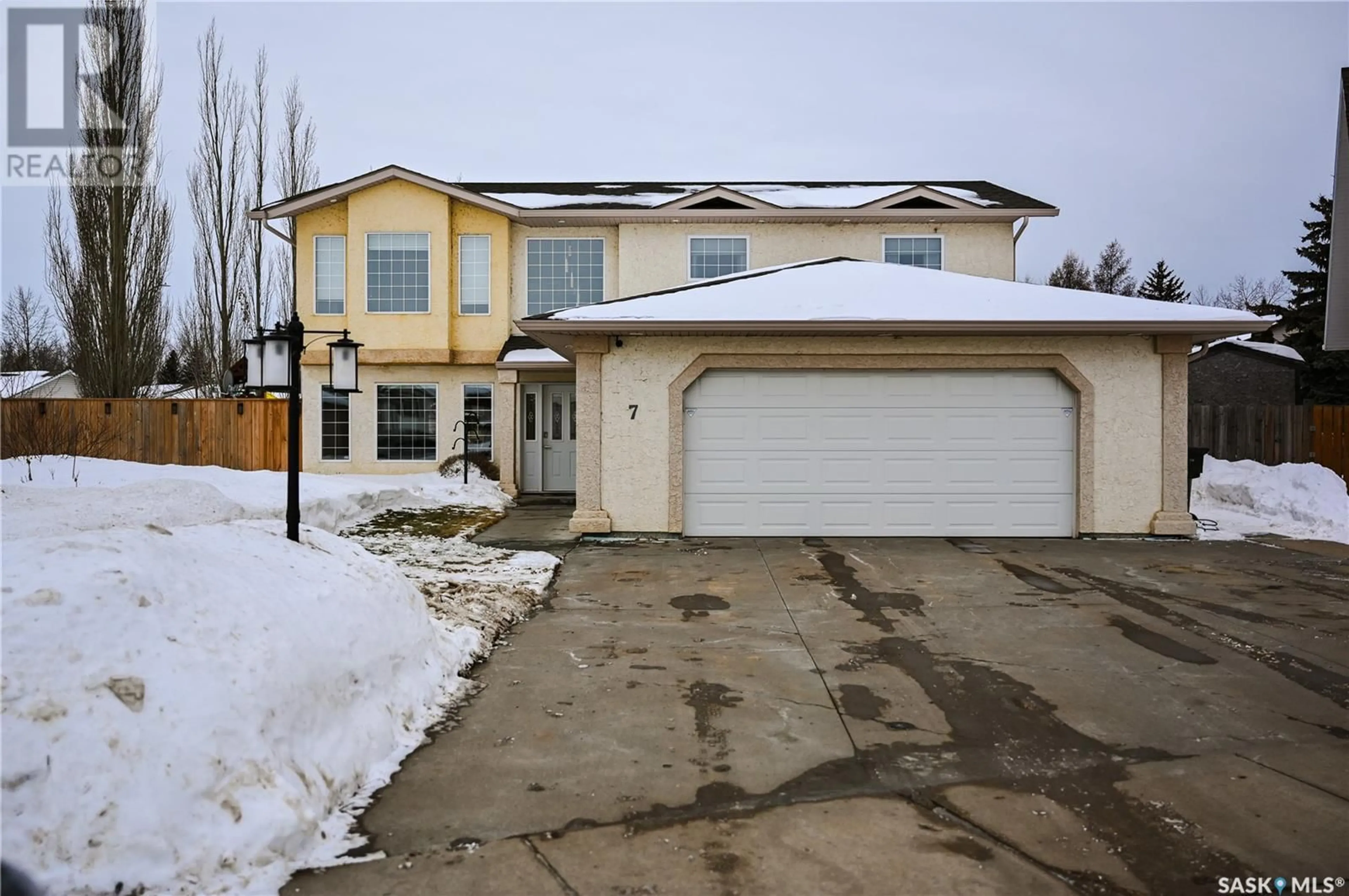 Unknown for 7 Meagher PLACE, Prince Albert Saskatchewan S6X1C3