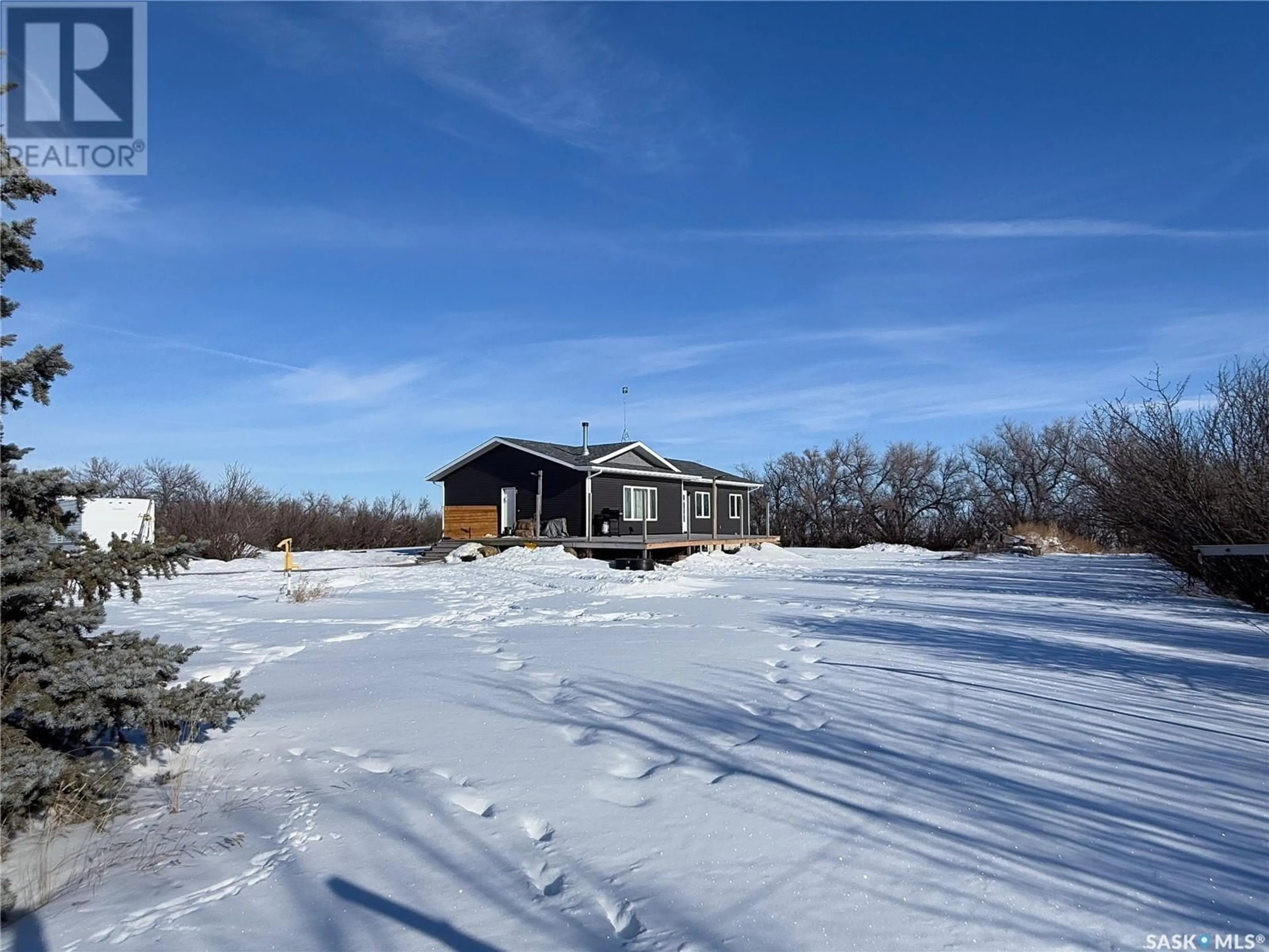 A pic from outside/outdoor area/front of a property/back of a property/a pic from drone, building for HAZLET ACREAGE, Pittville Rm No. 169 Saskatchewan S0N1E0