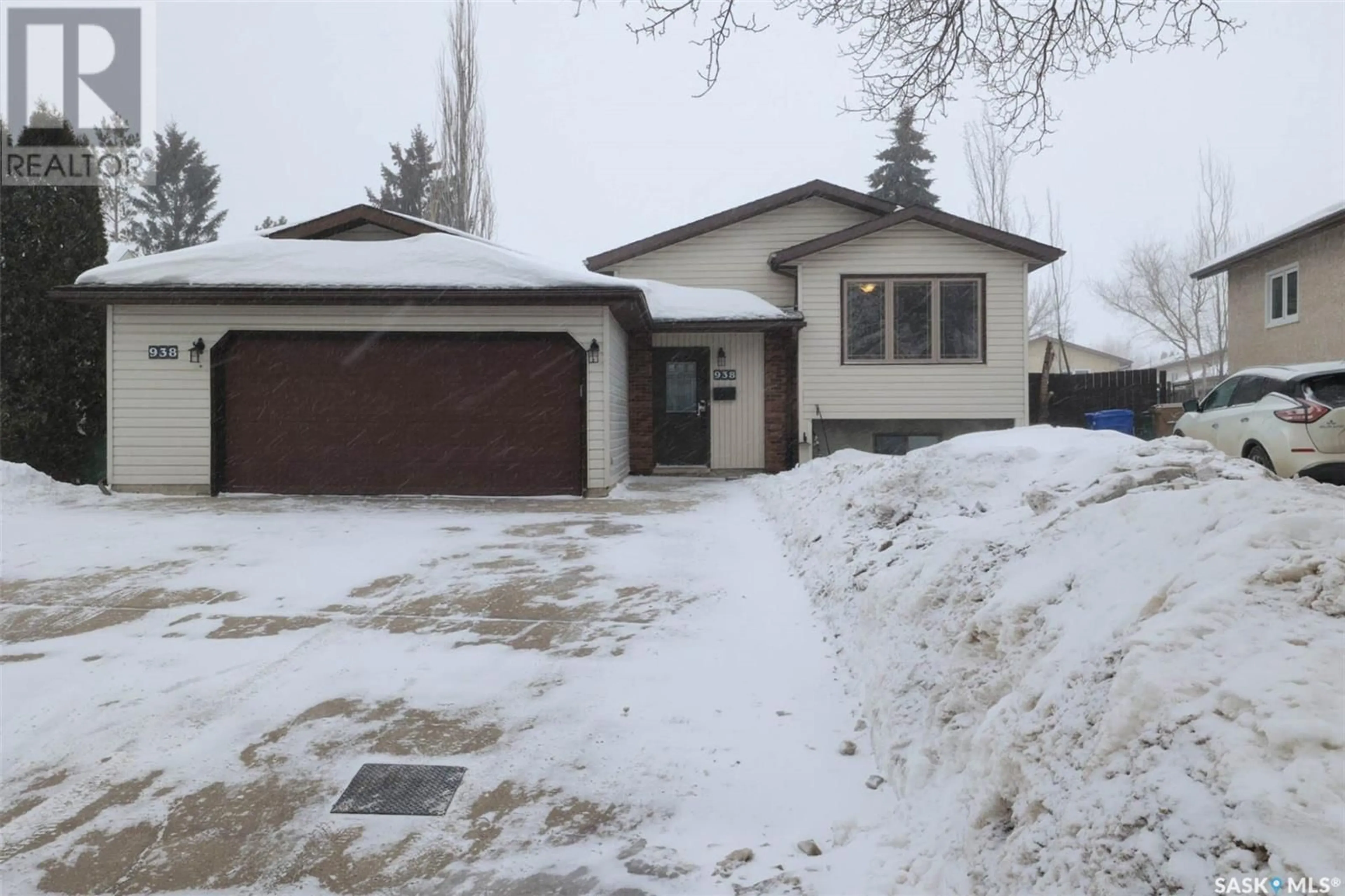 Unknown for 938 Dutkowski CRESCENT, Regina Saskatchewan S4N6X6