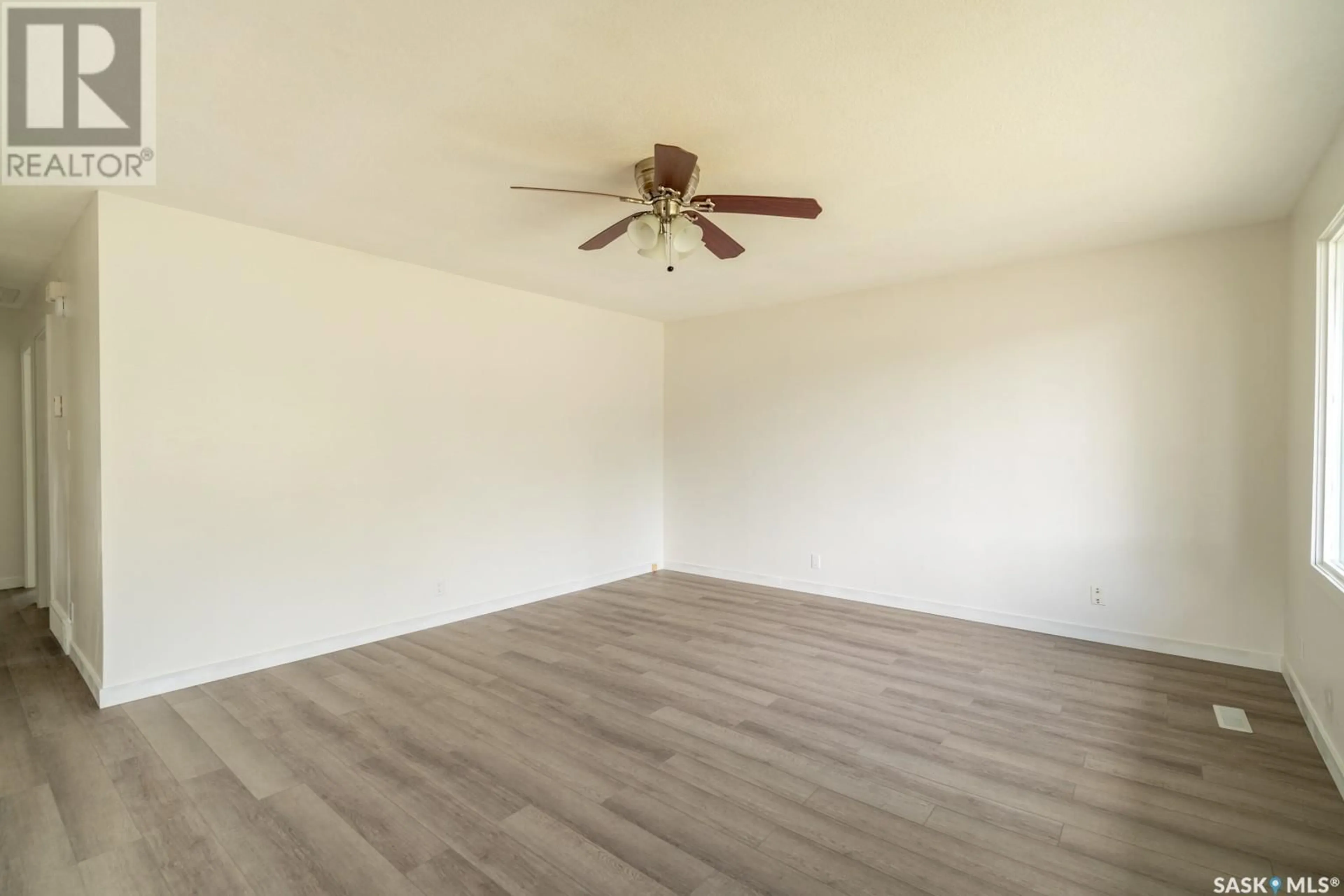 A pic of a room for 3111 Dewdney AVENUE E, Regina Saskatchewan S4N5K3